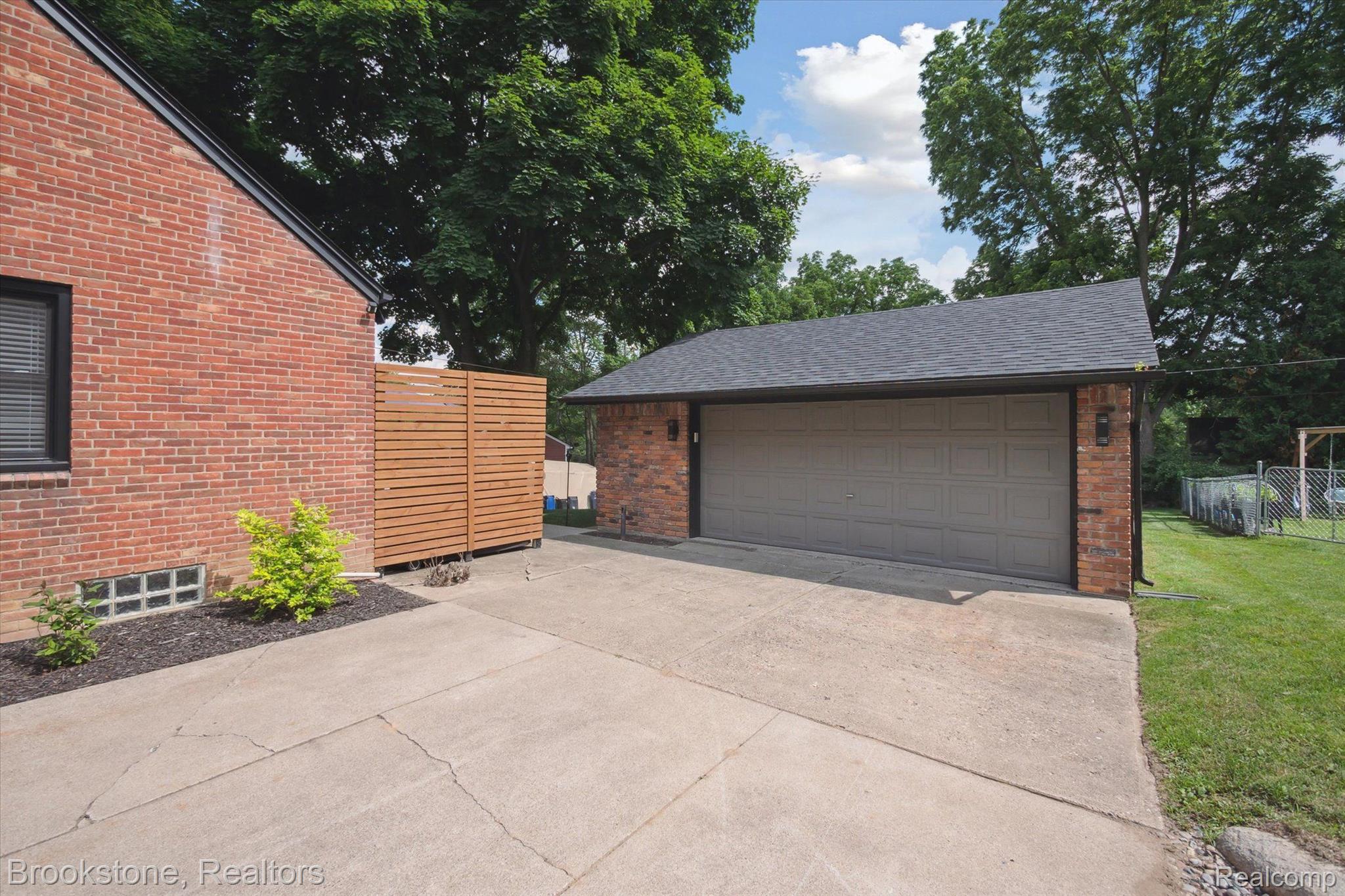 3599 LINCOLNSHIRE Road
