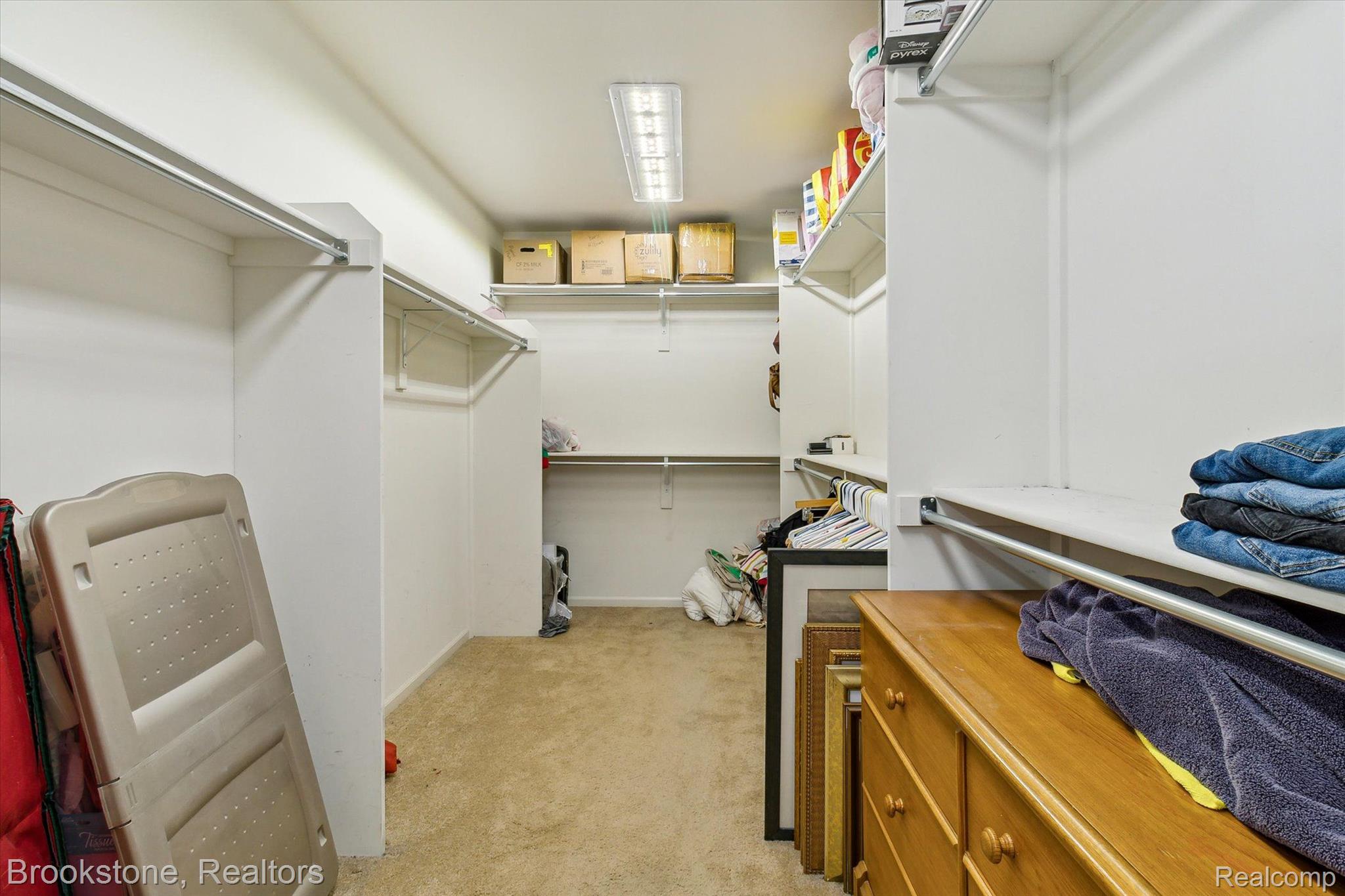 49422 BROOKLYN