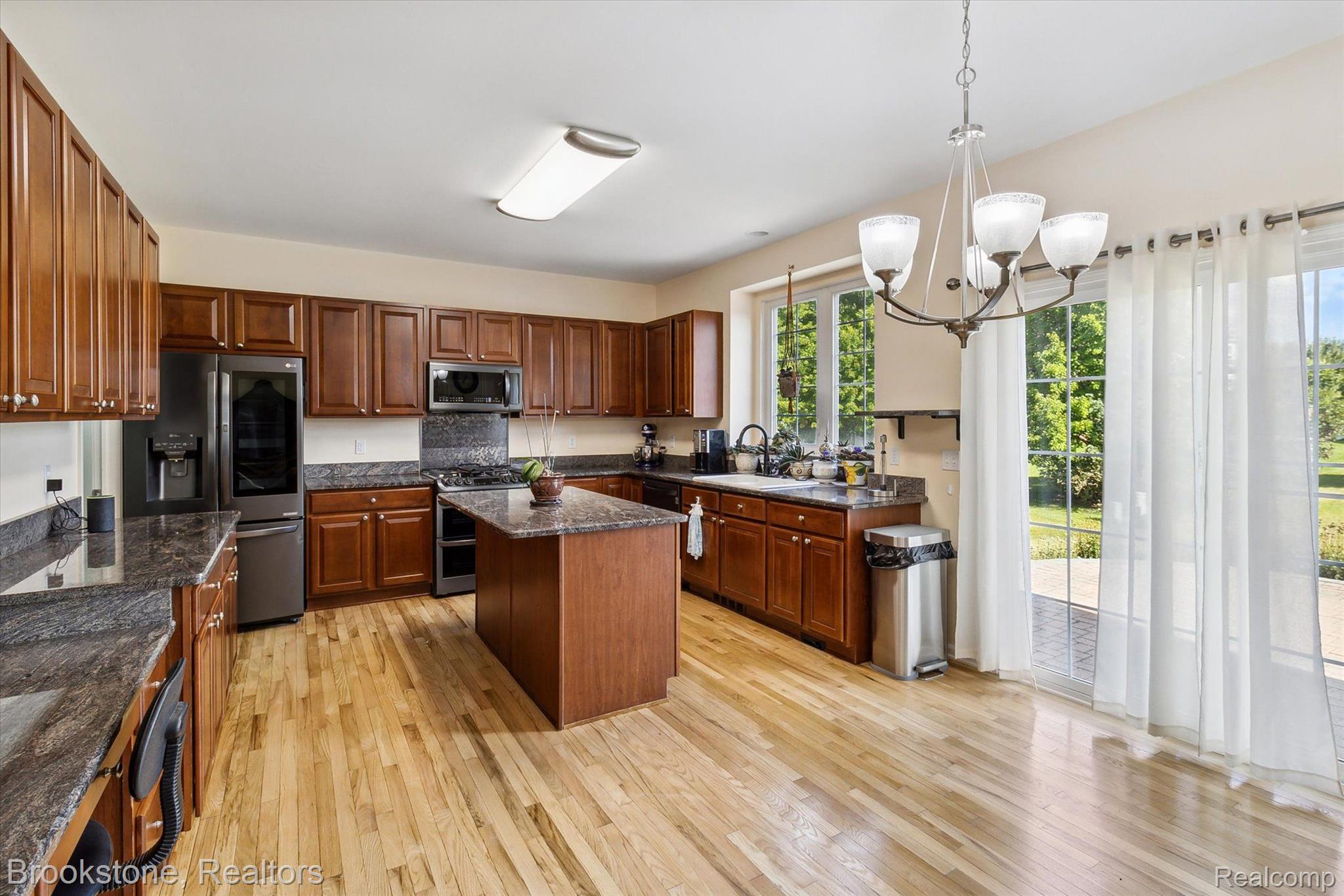 49422 BROOKLYN