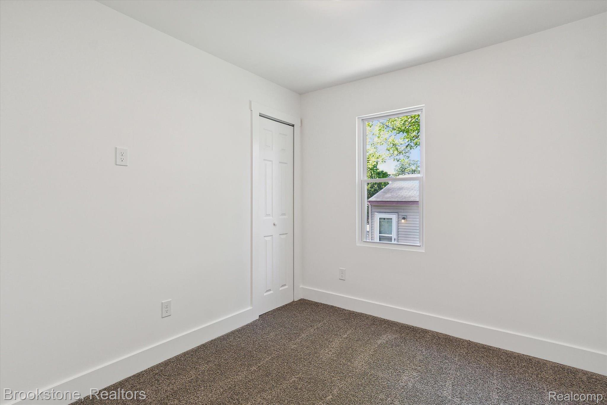 492 COLORADO Avenue