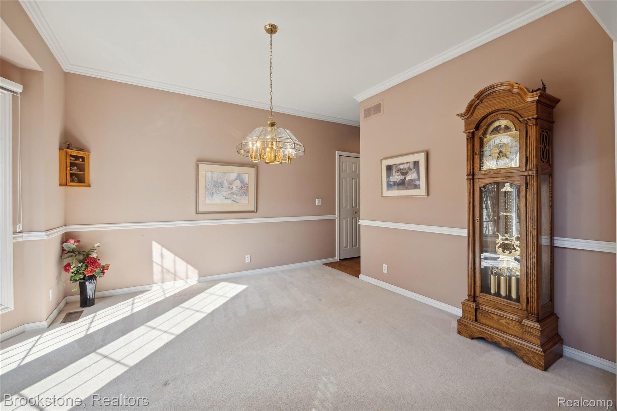 770 LAKEWOOD Drive