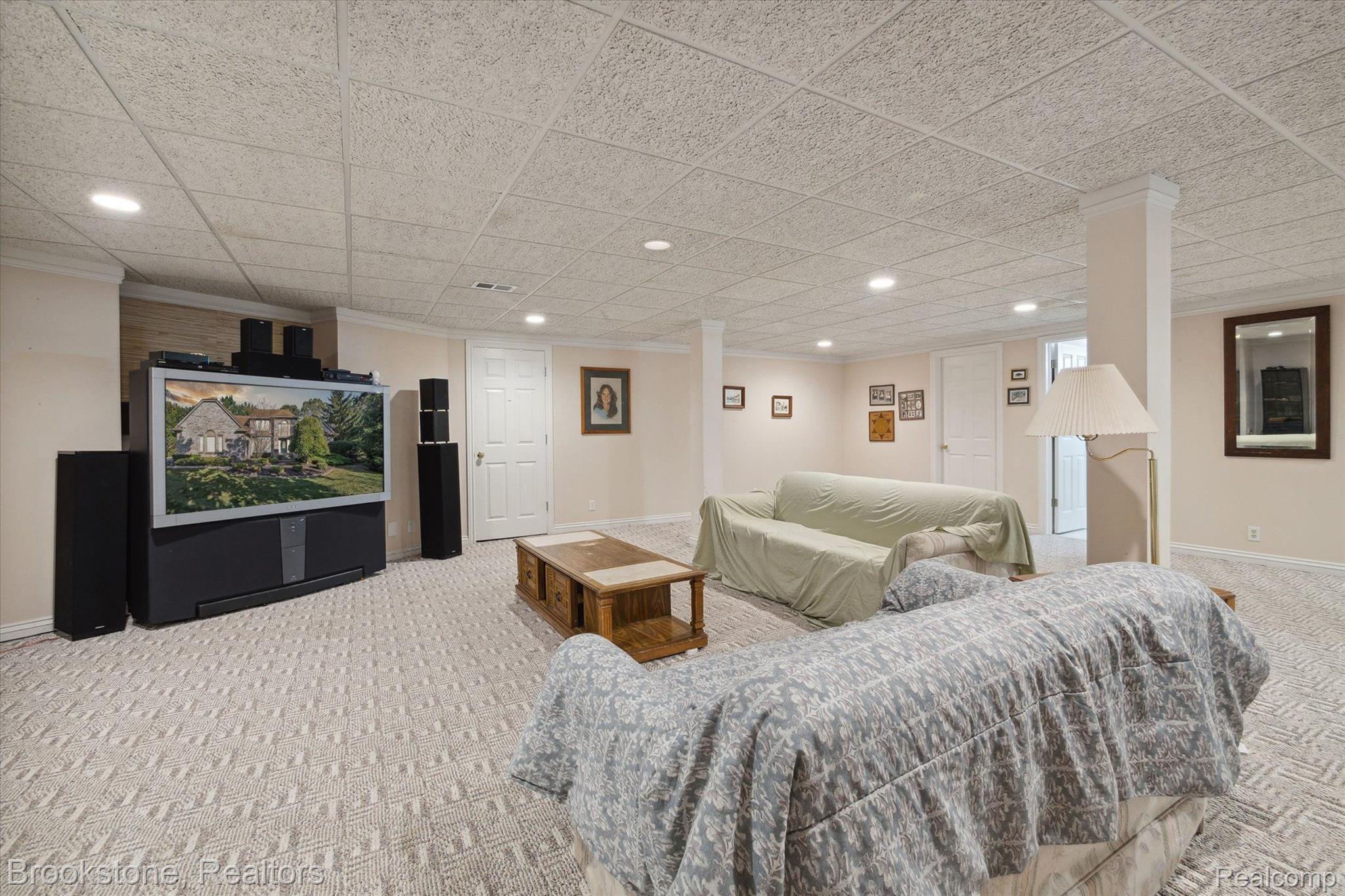 770 LAKEWOOD Drive