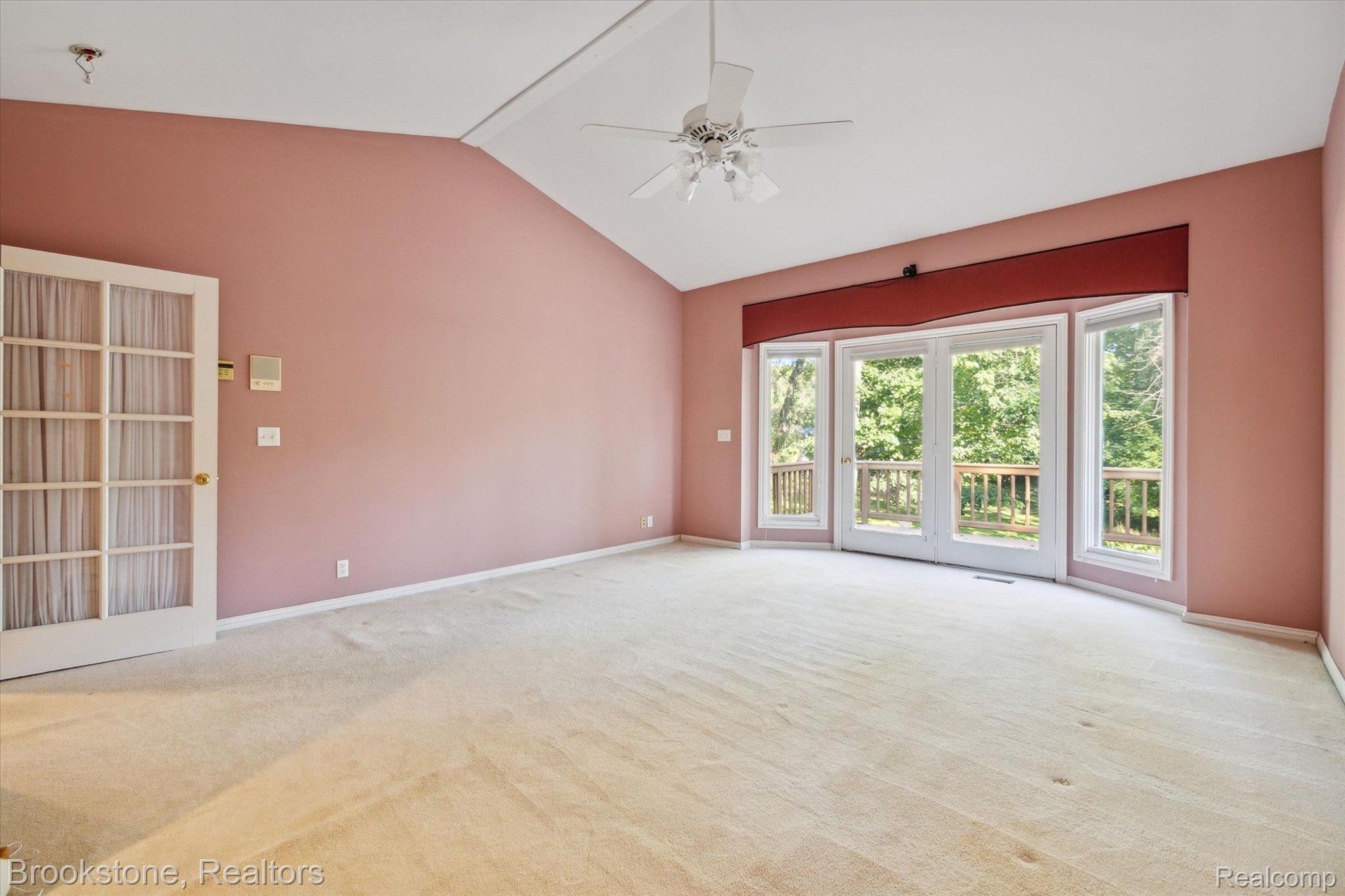770 LAKEWOOD Drive