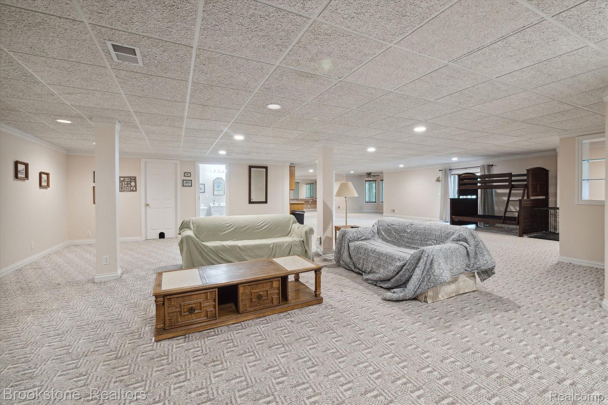 770 LAKEWOOD Drive
