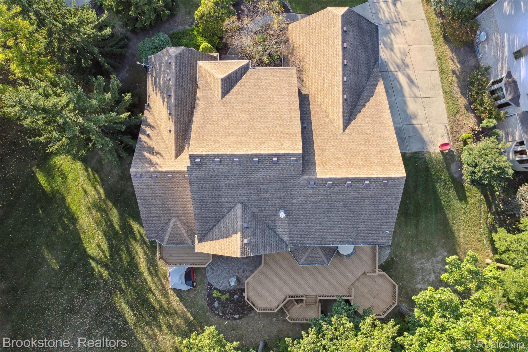 770 LAKEWOOD Drive