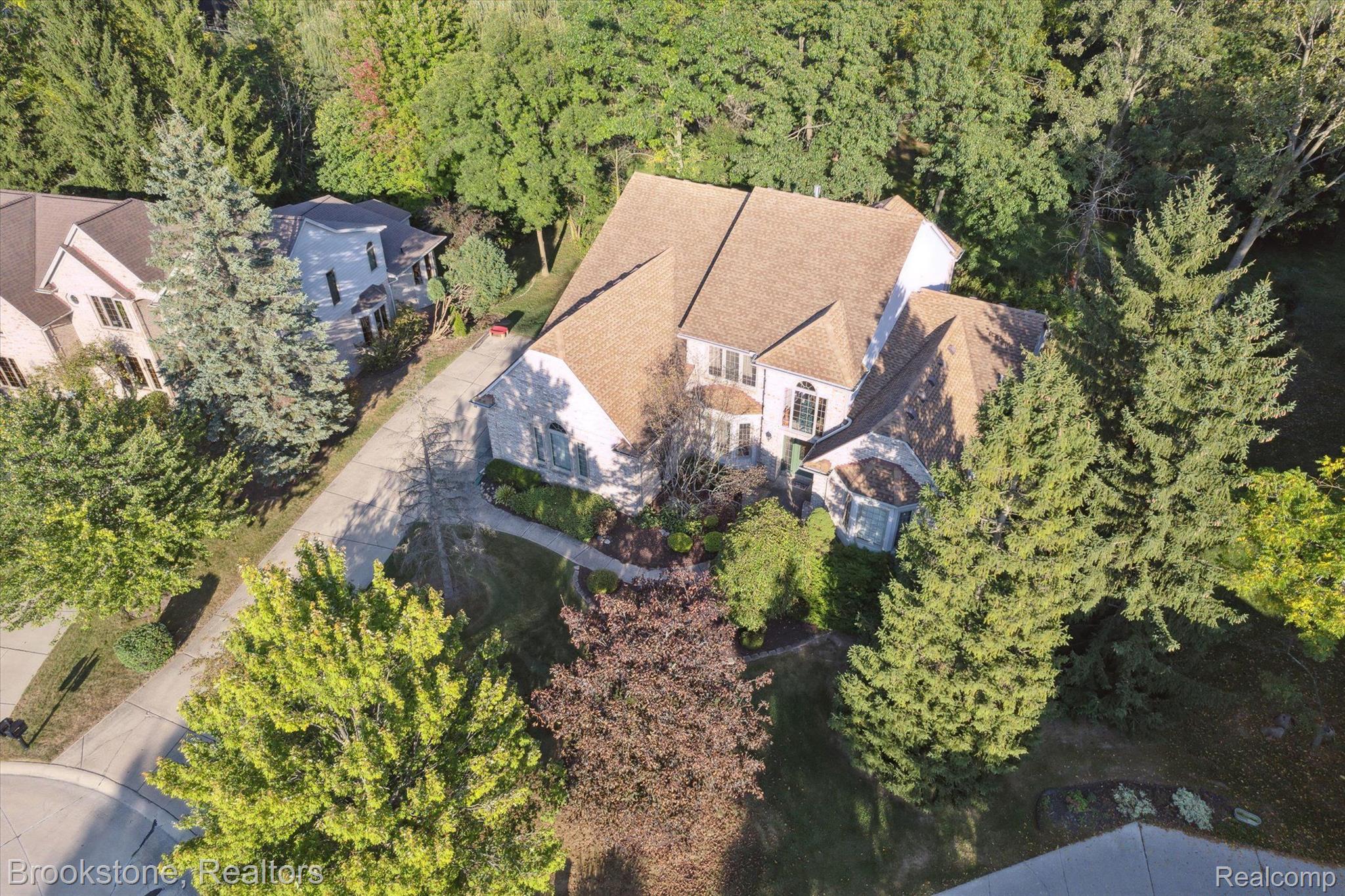 770 LAKEWOOD Drive