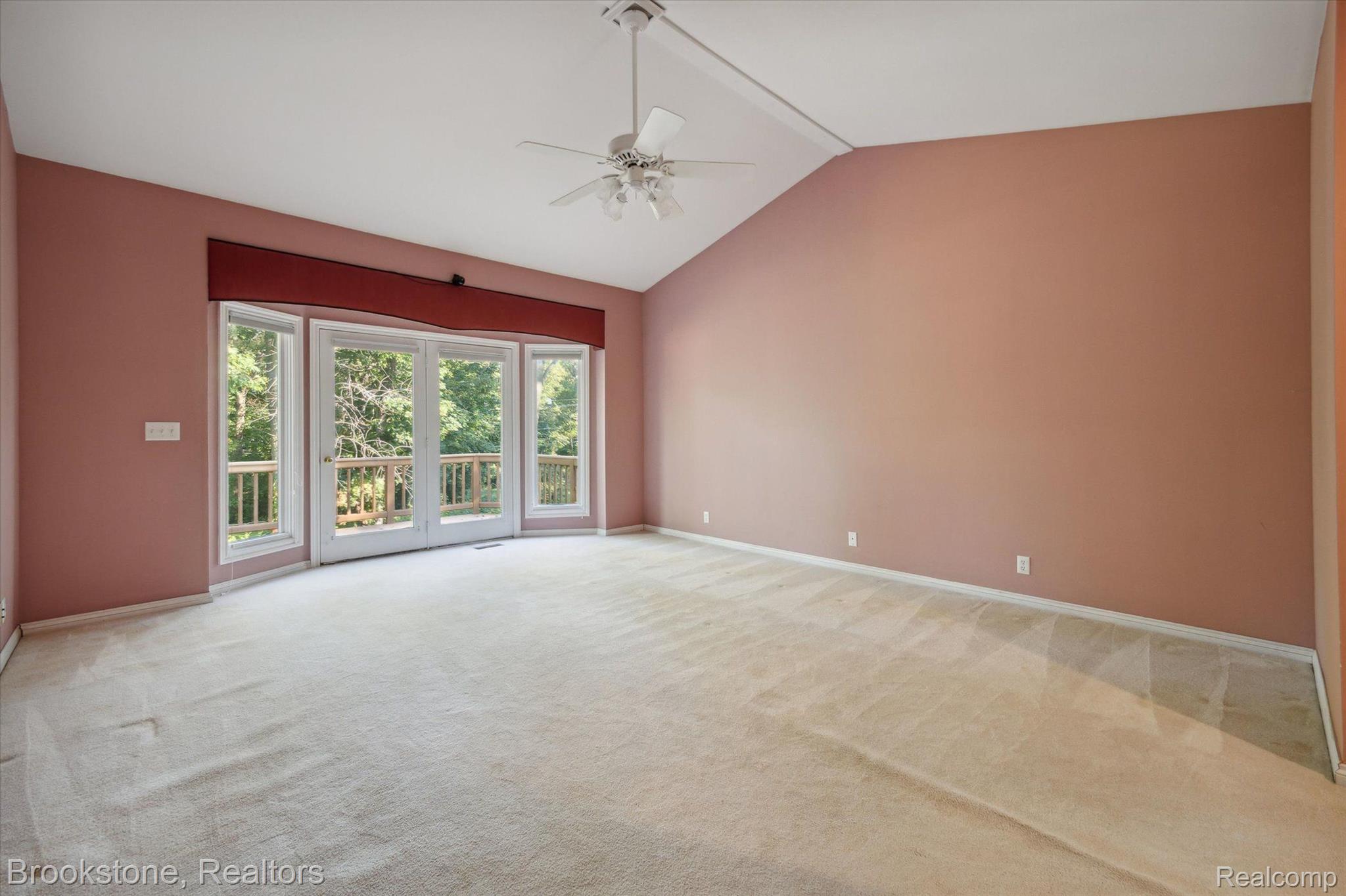 770 LAKEWOOD Drive