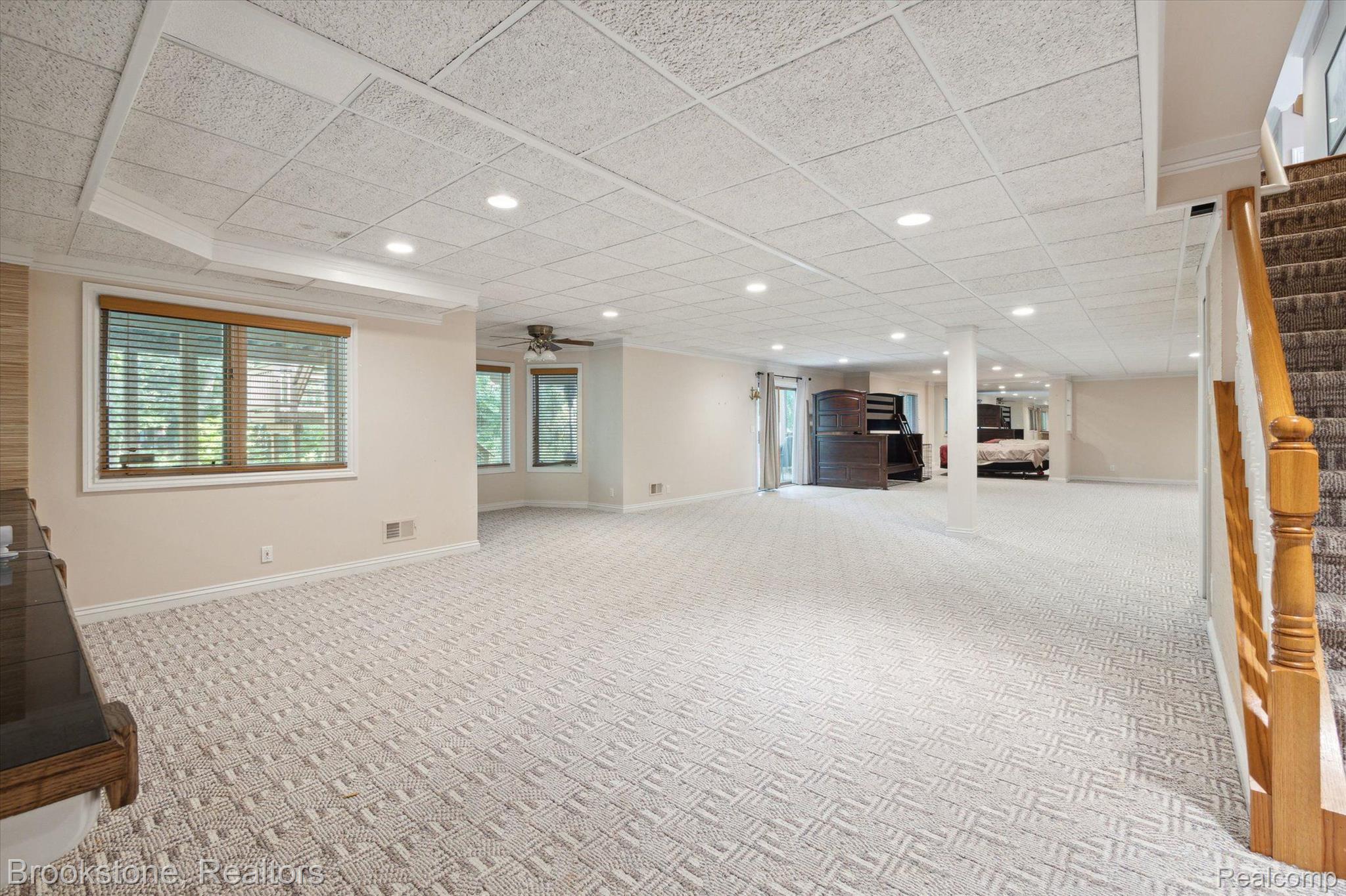 770 LAKEWOOD Drive
