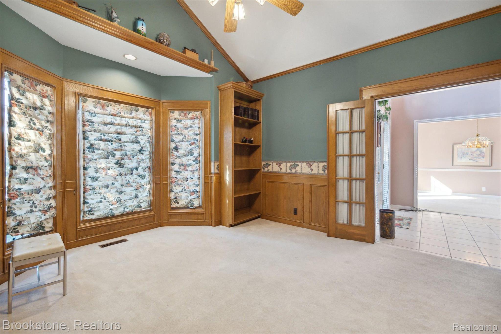 770 LAKEWOOD Drive