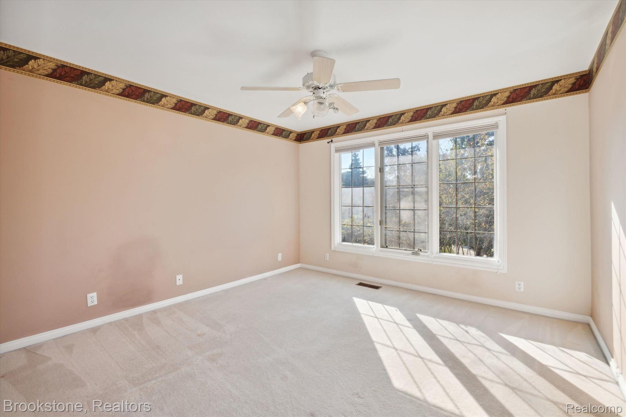 770 LAKEWOOD Drive