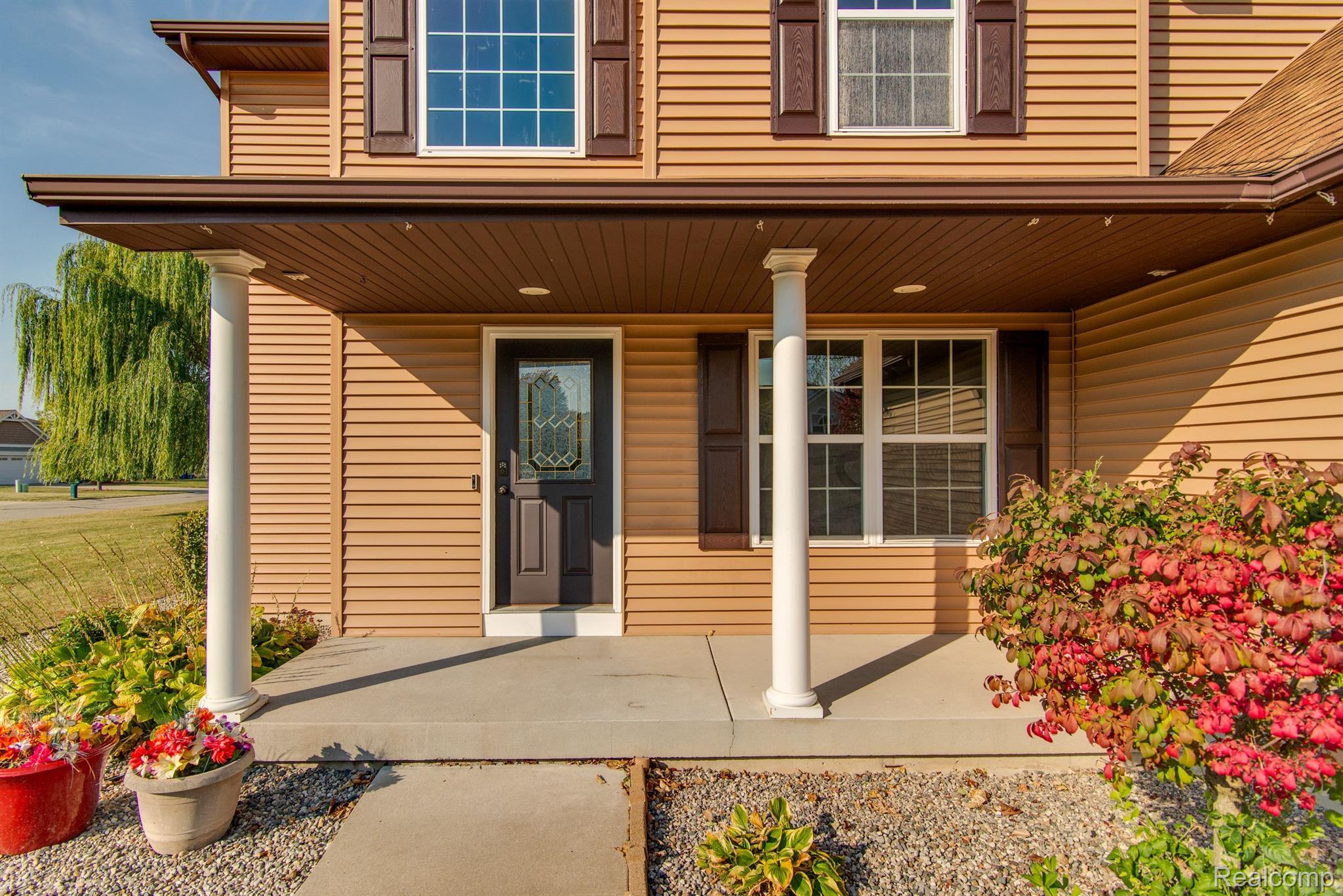 4453 E LAKECRESS Drive