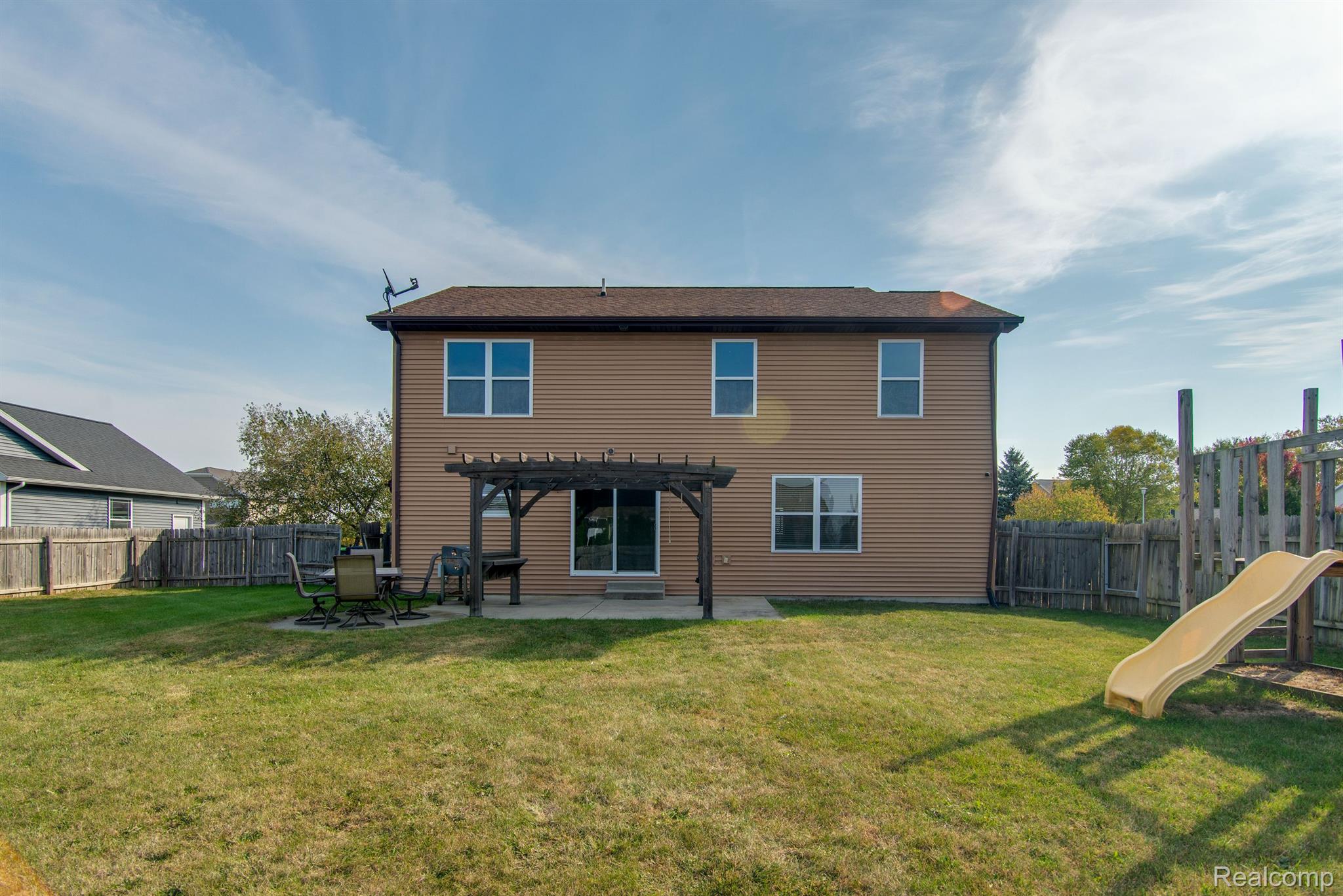 4453 E LAKECRESS Drive
