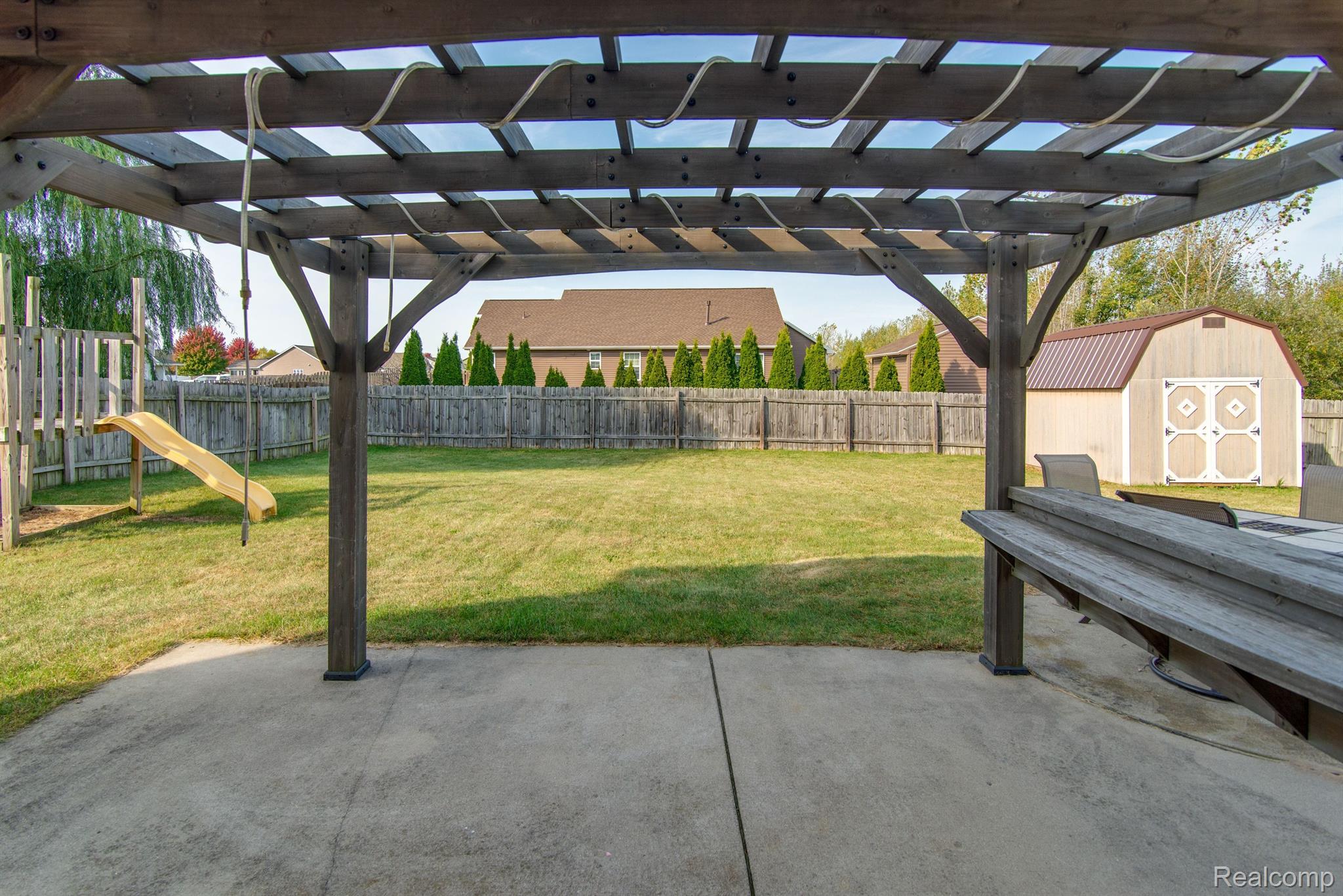 4453 E LAKECRESS Drive