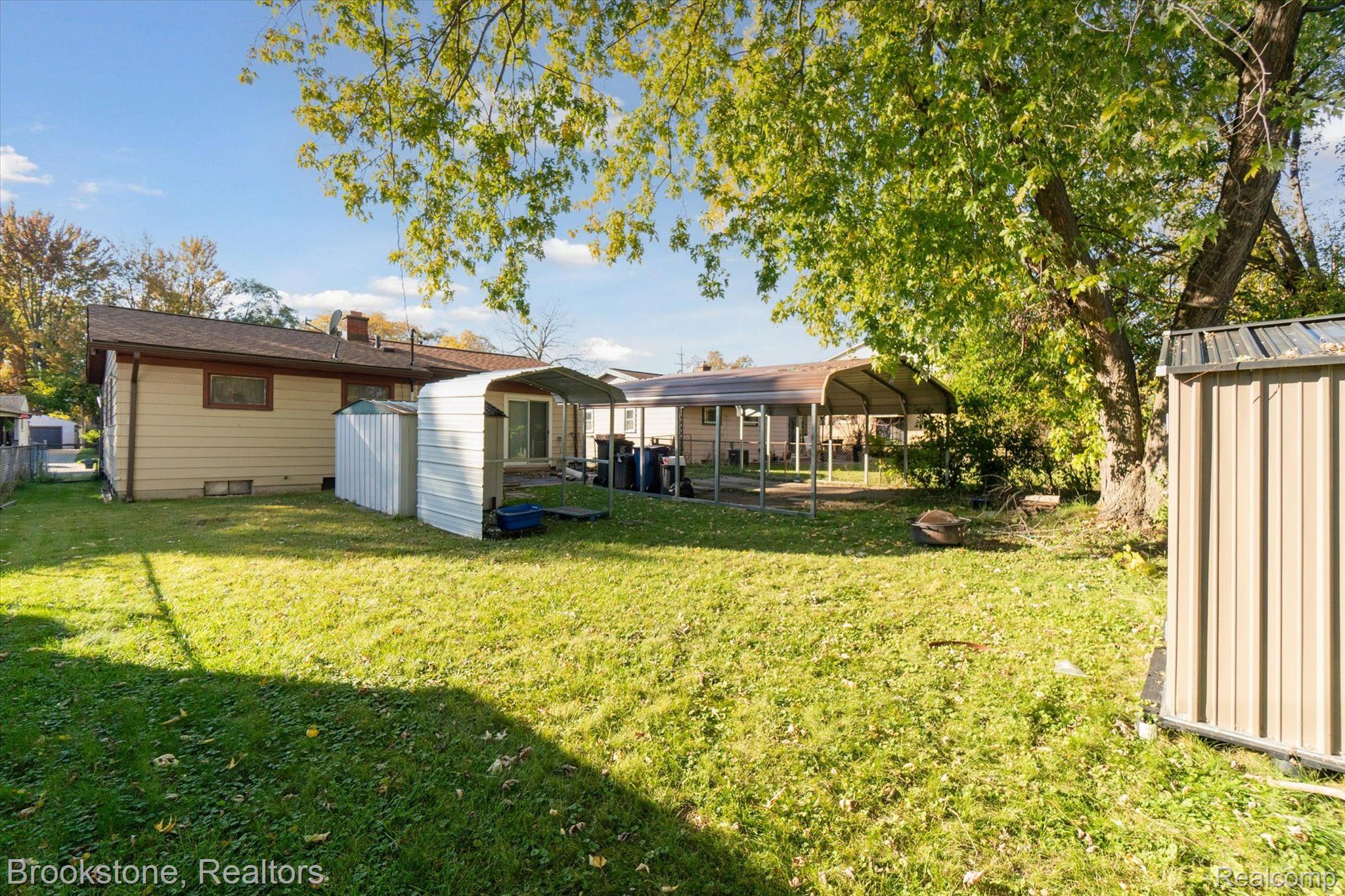 7018 DARYLL Drive