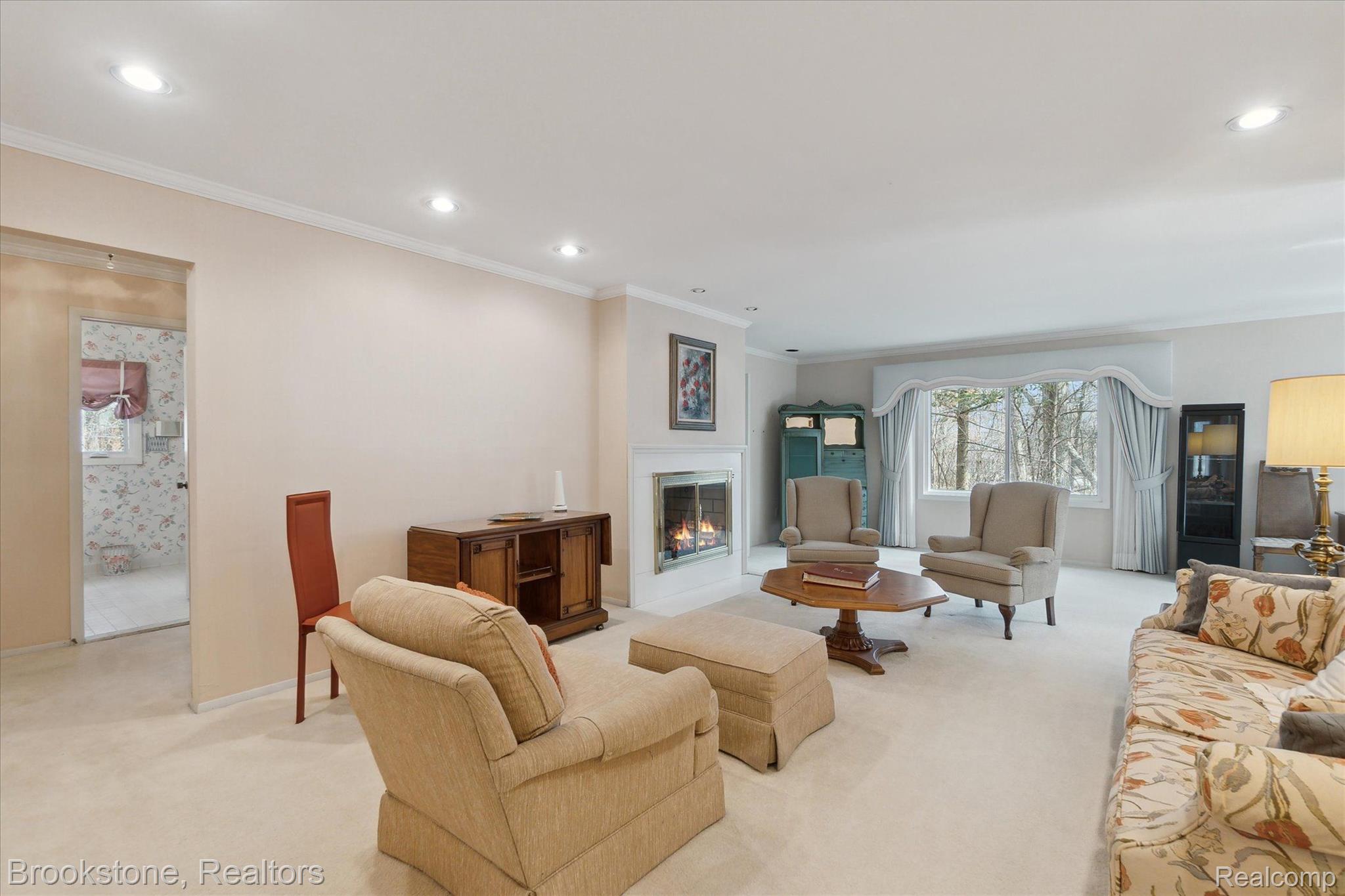 4065 JUSTIN Court