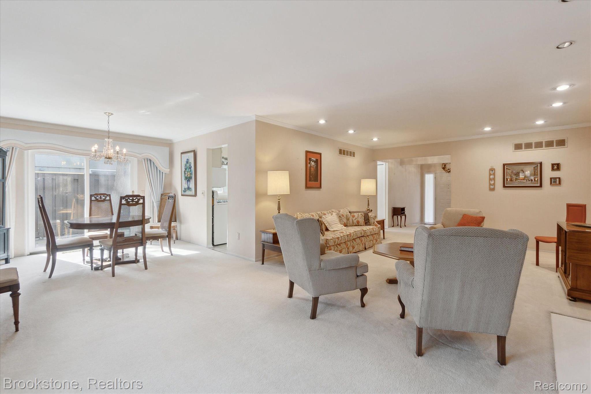 4065 JUSTIN Court