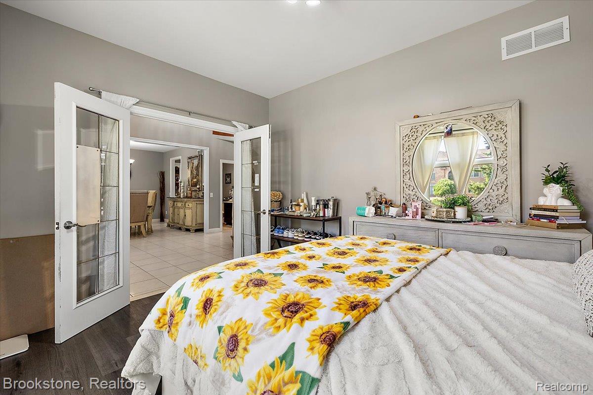 53641 Buckingham Lane
