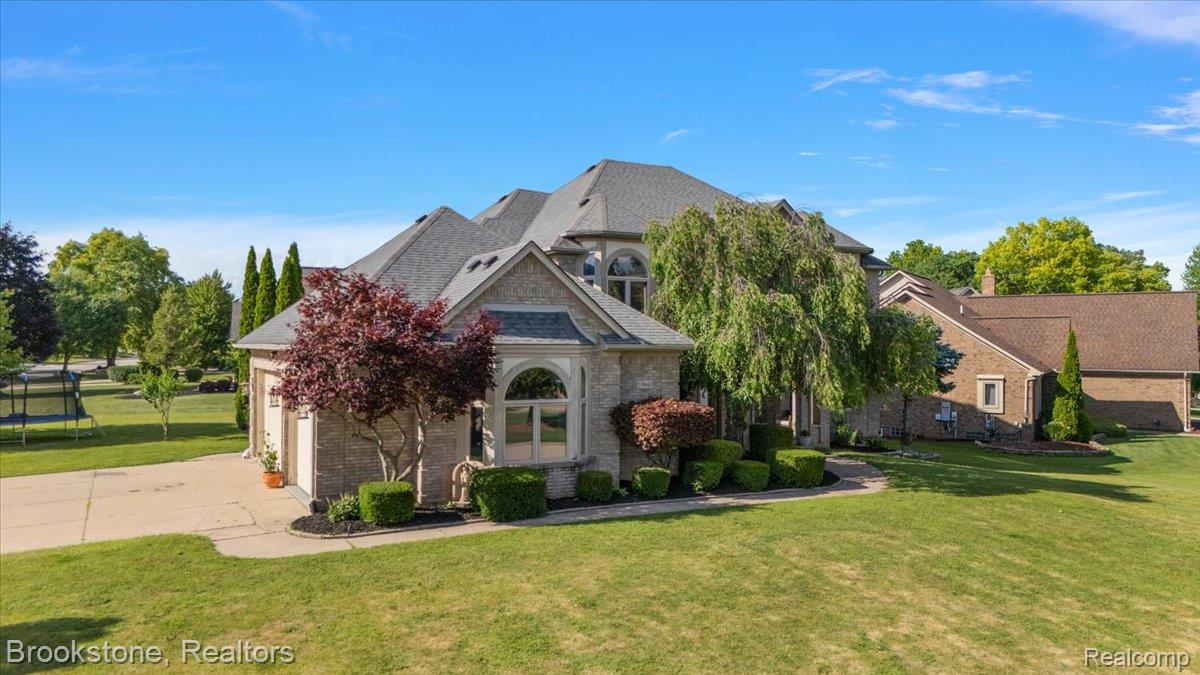 53641 Buckingham Lane
