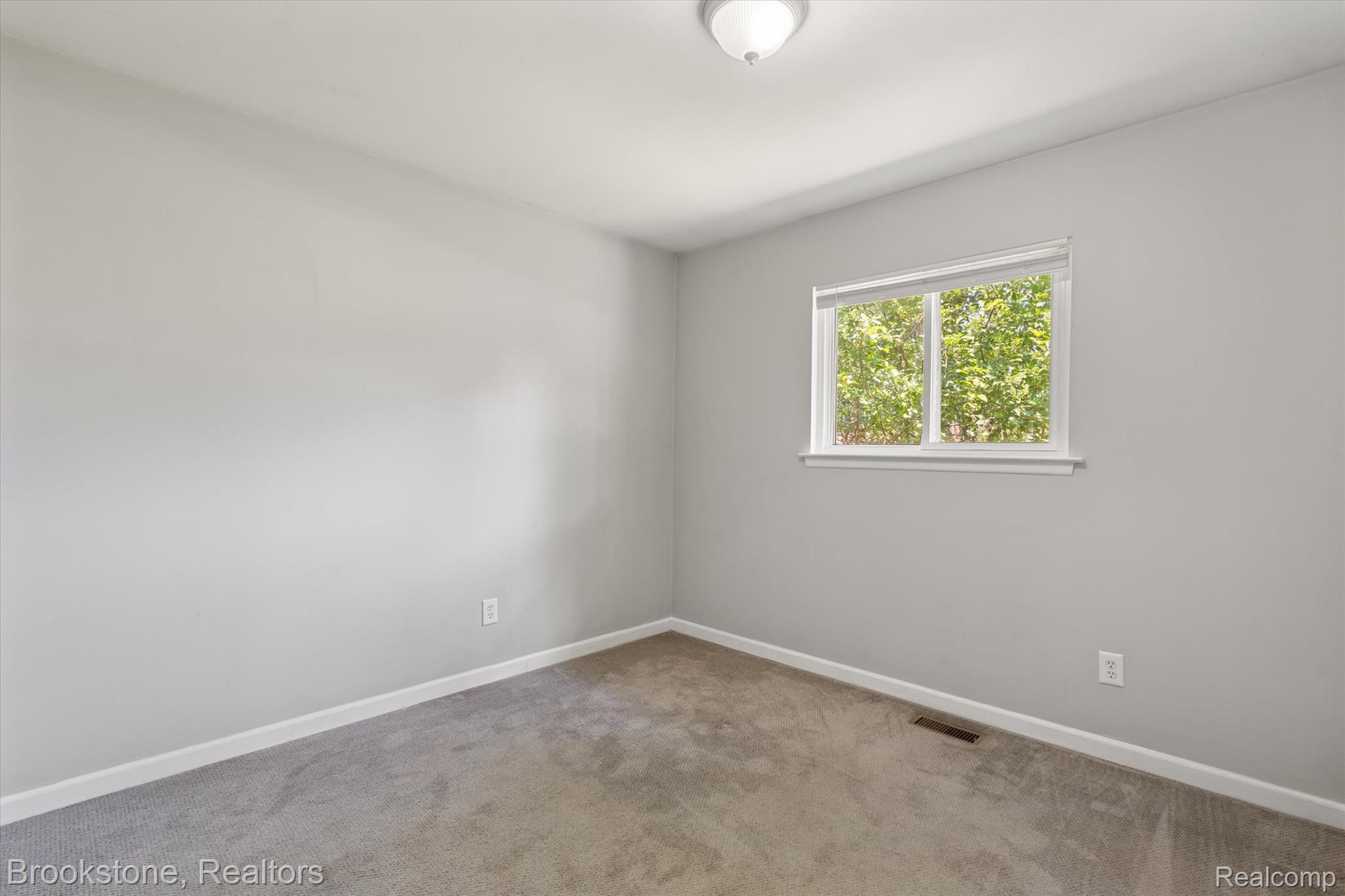 6055 Cramlane Drive