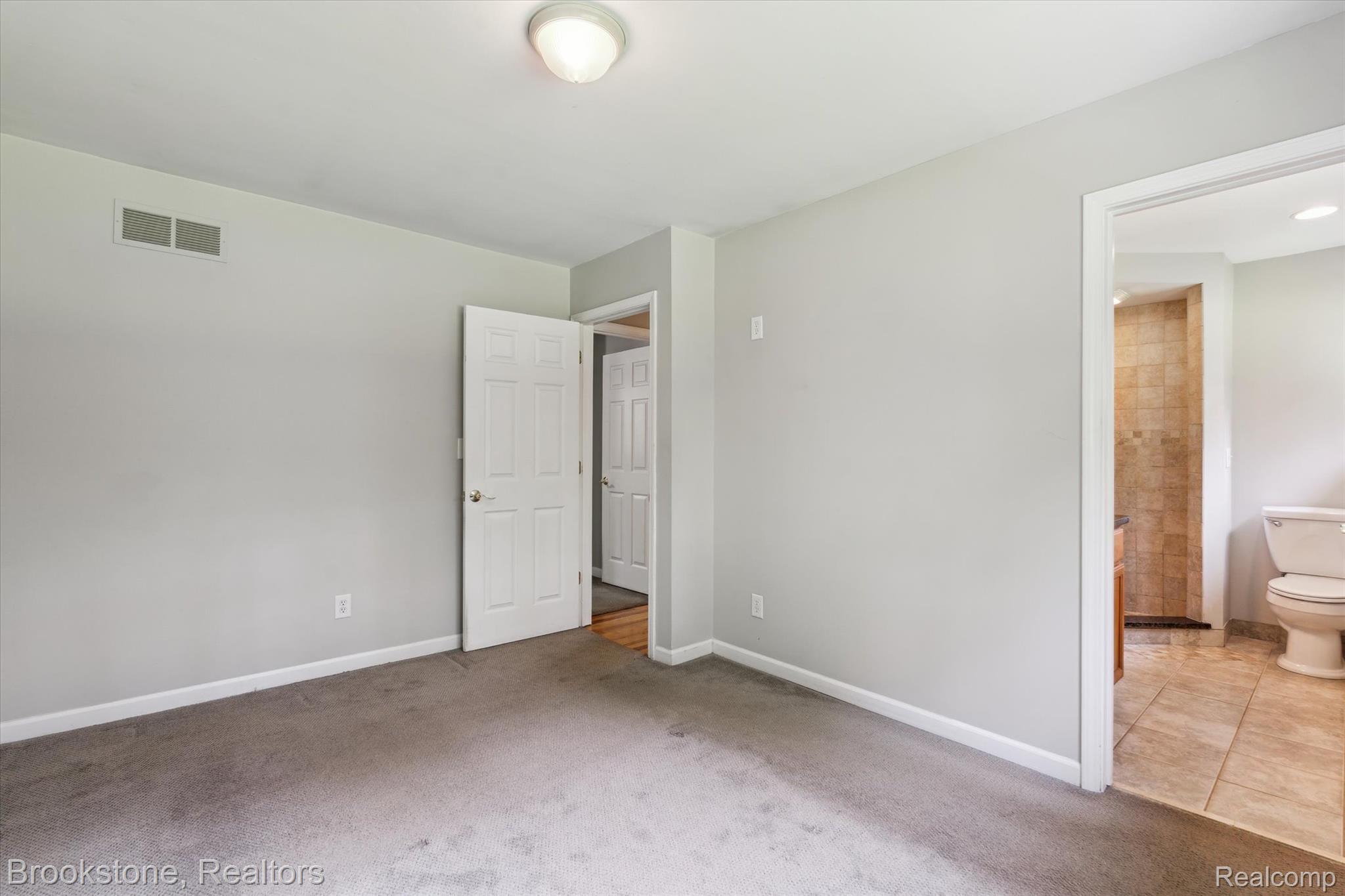6055 Cramlane Drive