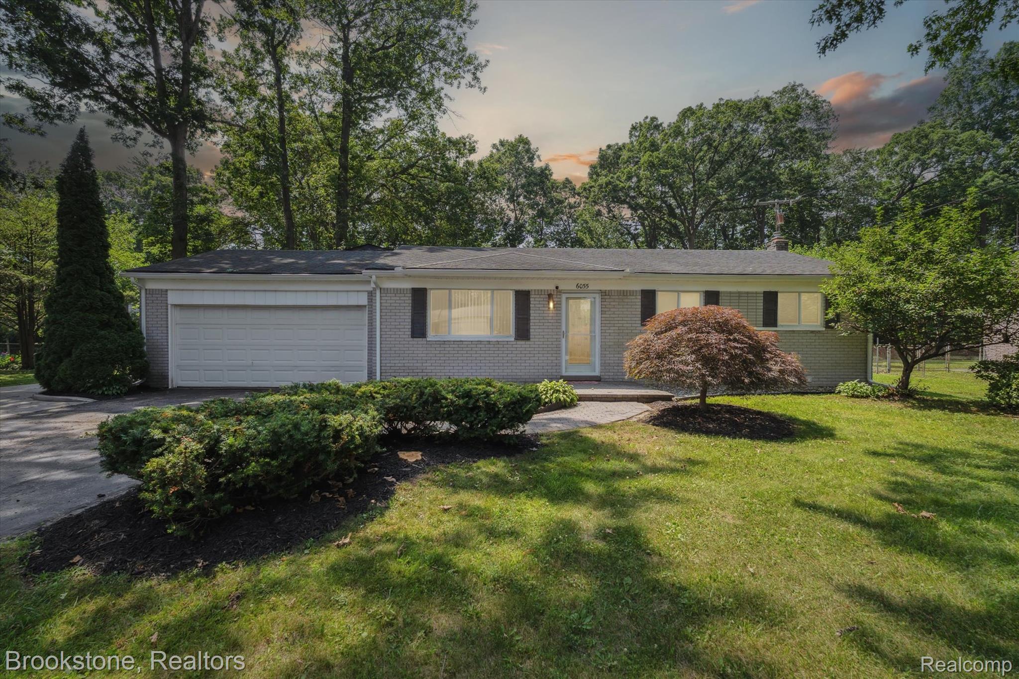 6055 Cramlane Drive