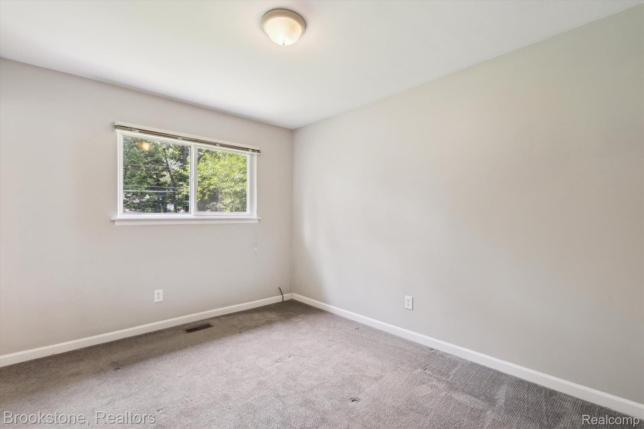 6055 Cramlane Drive