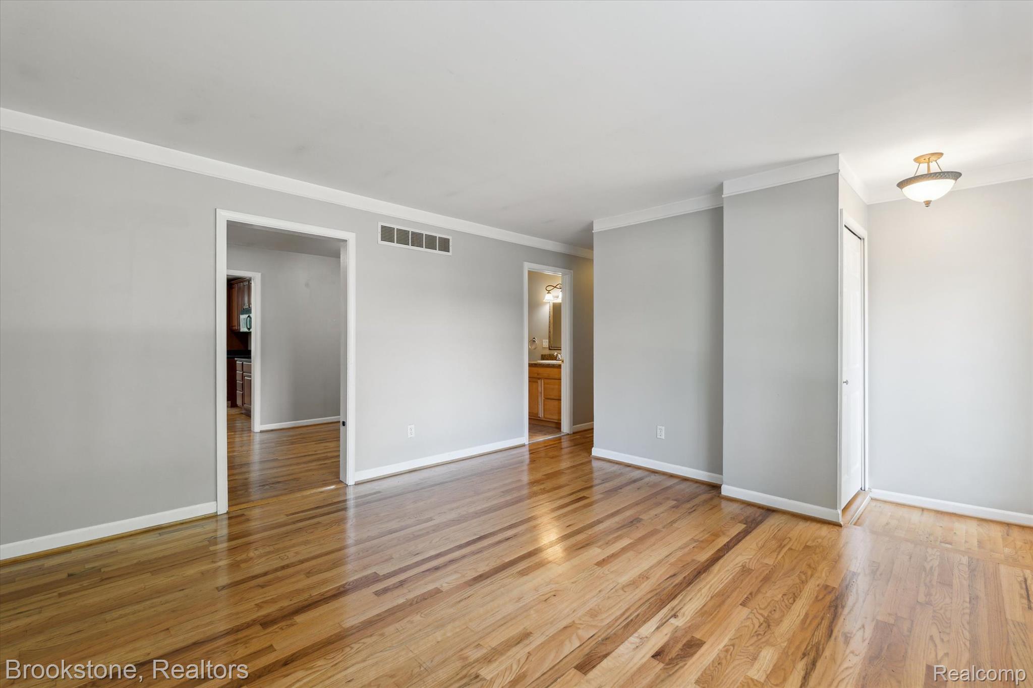 6055 Cramlane Drive