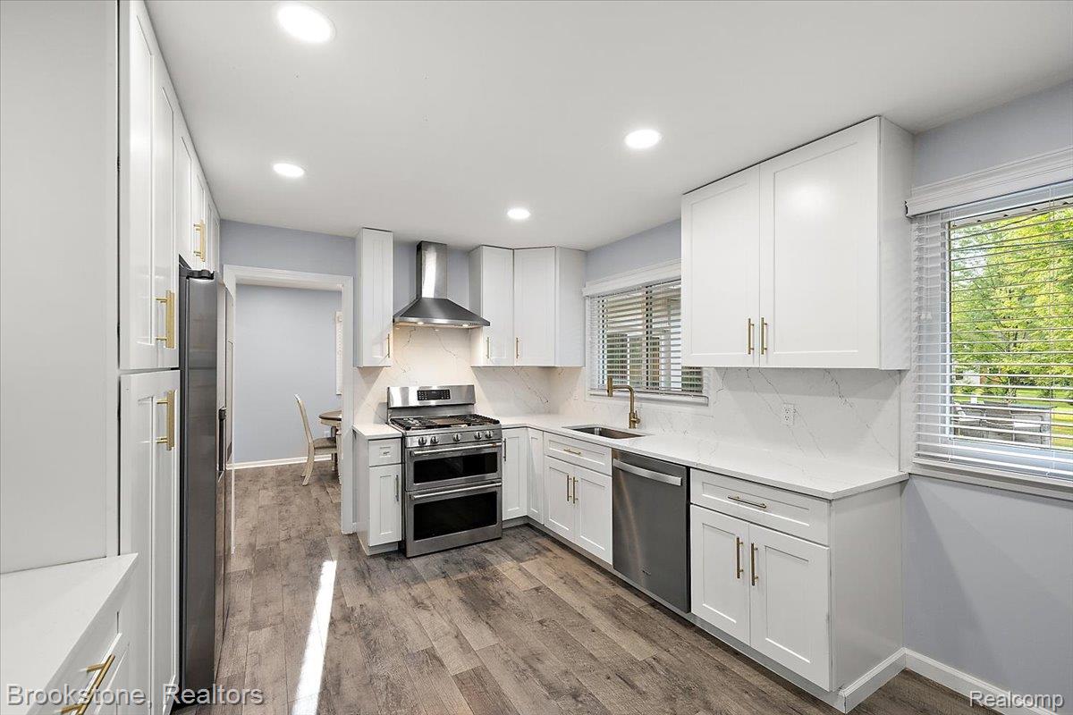 711 Hickory Heights Drive