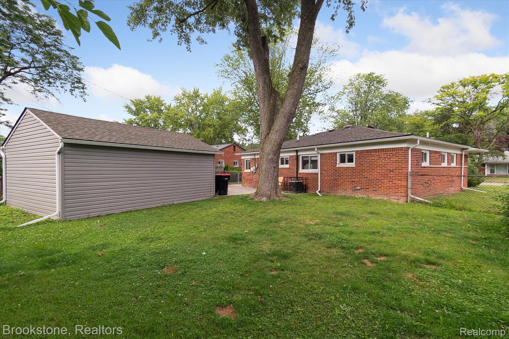 28249 Red Leaf Lane