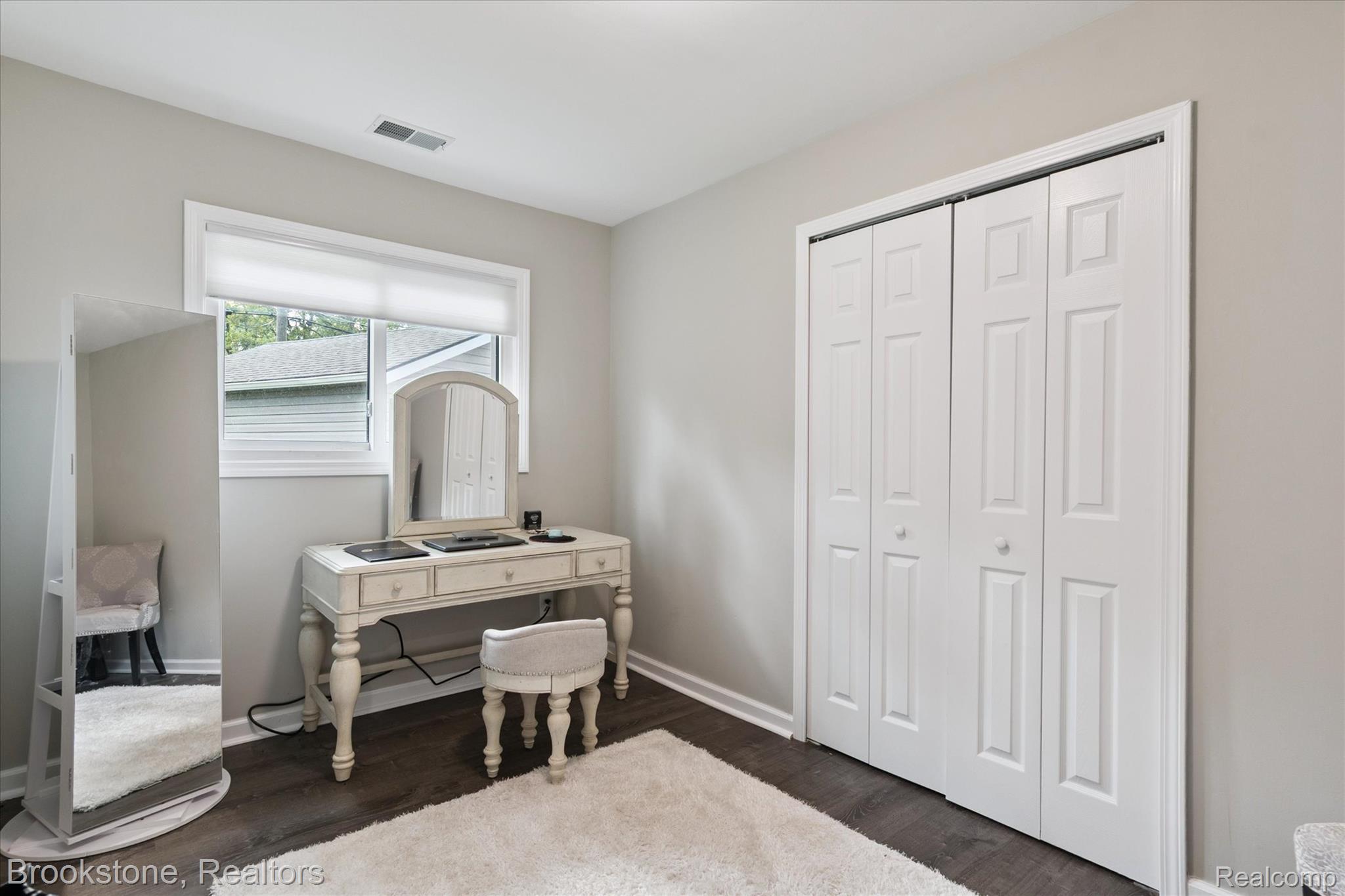 28249 Red Leaf Lane