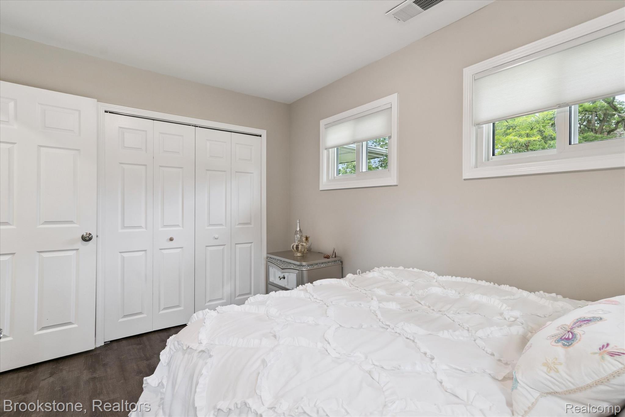 28249 Red Leaf Lane