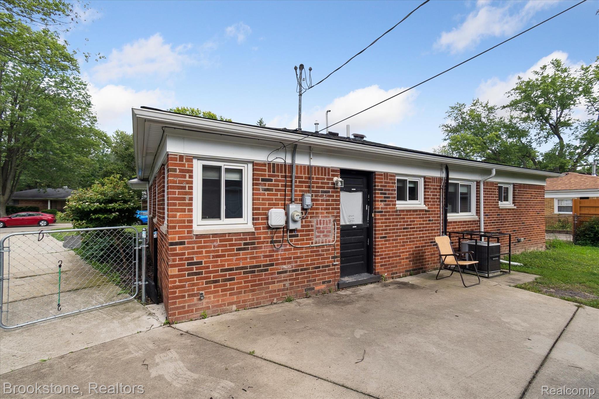 28249 Red Leaf Lane