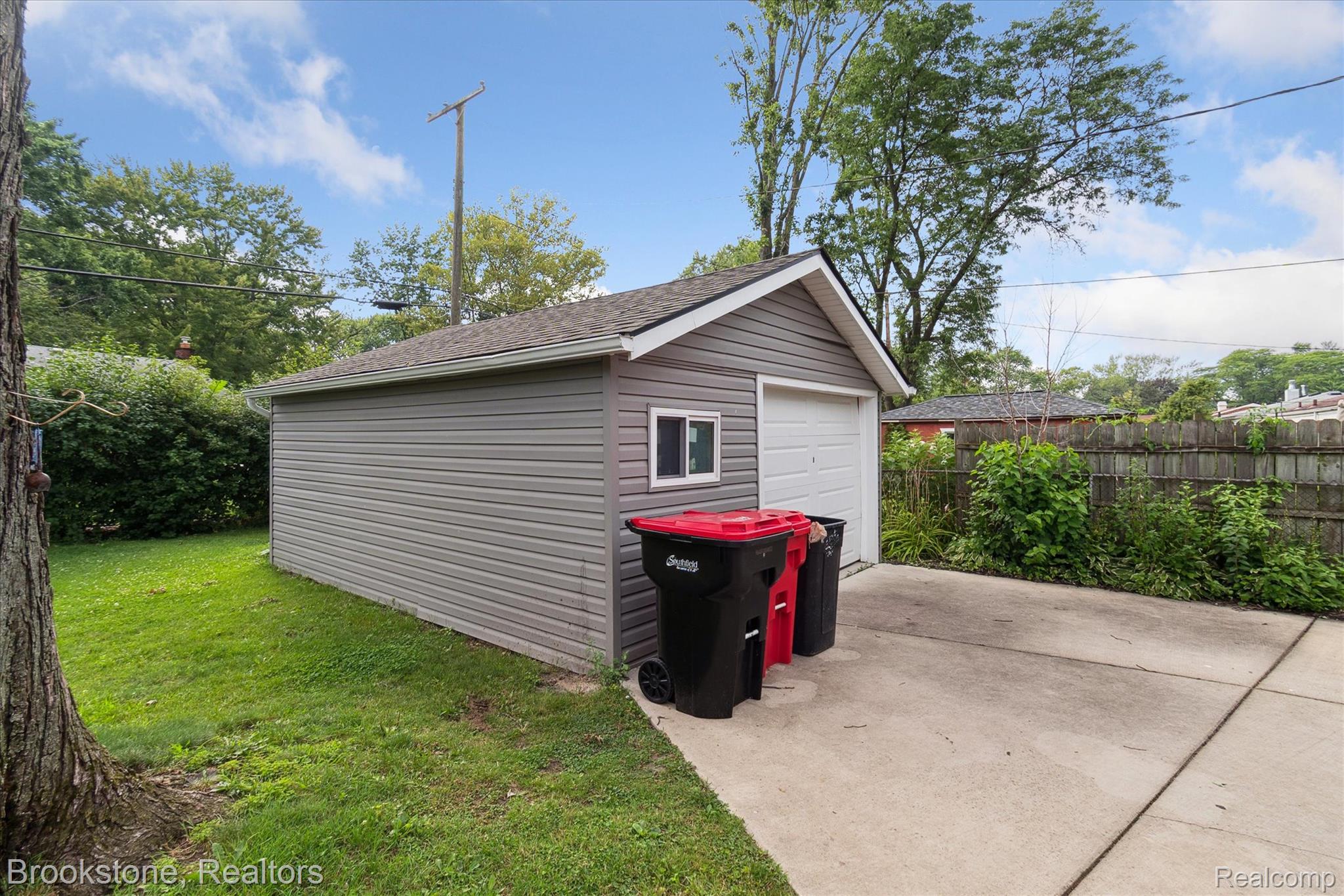 28249 Red Leaf Lane