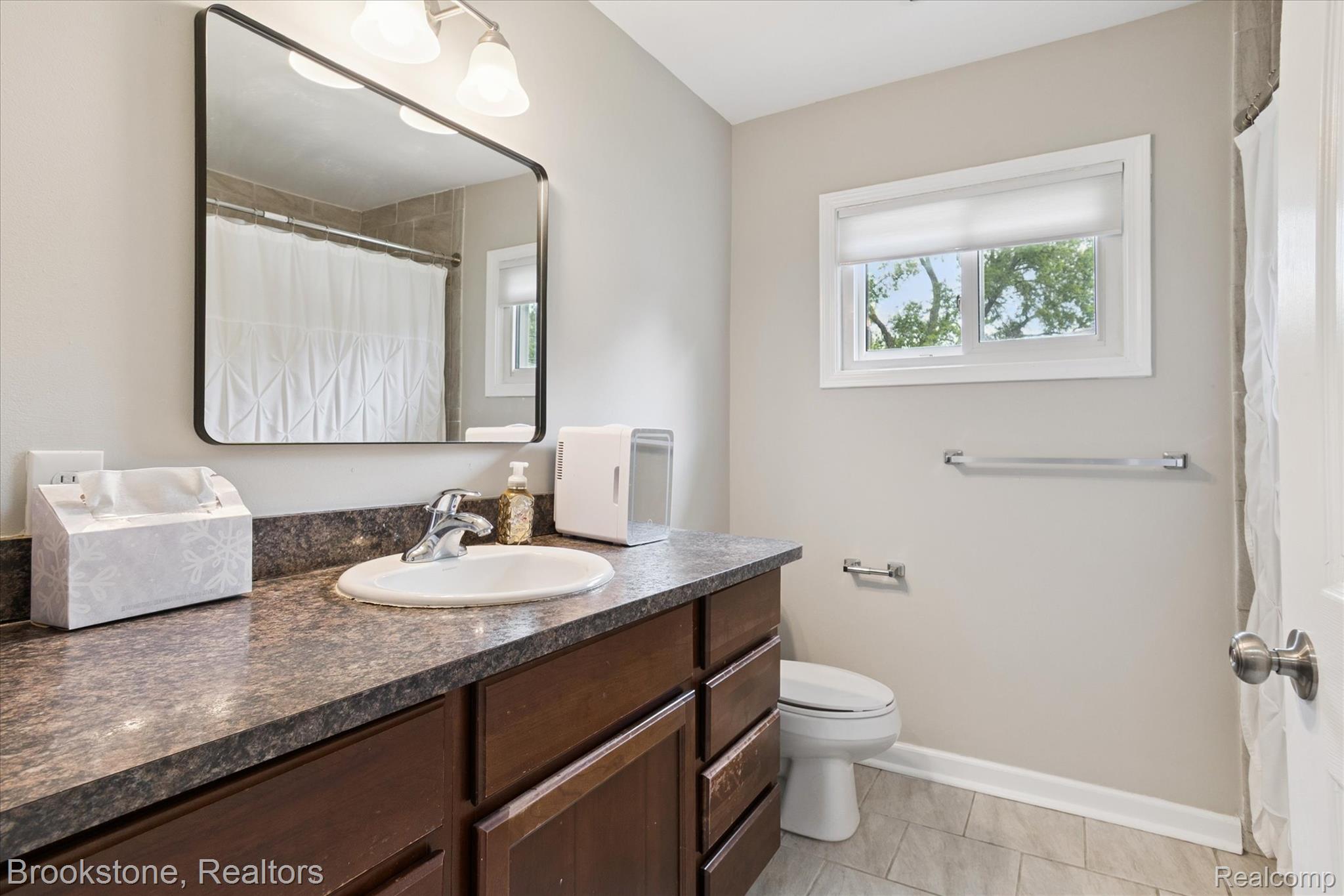 28249 Red Leaf Lane