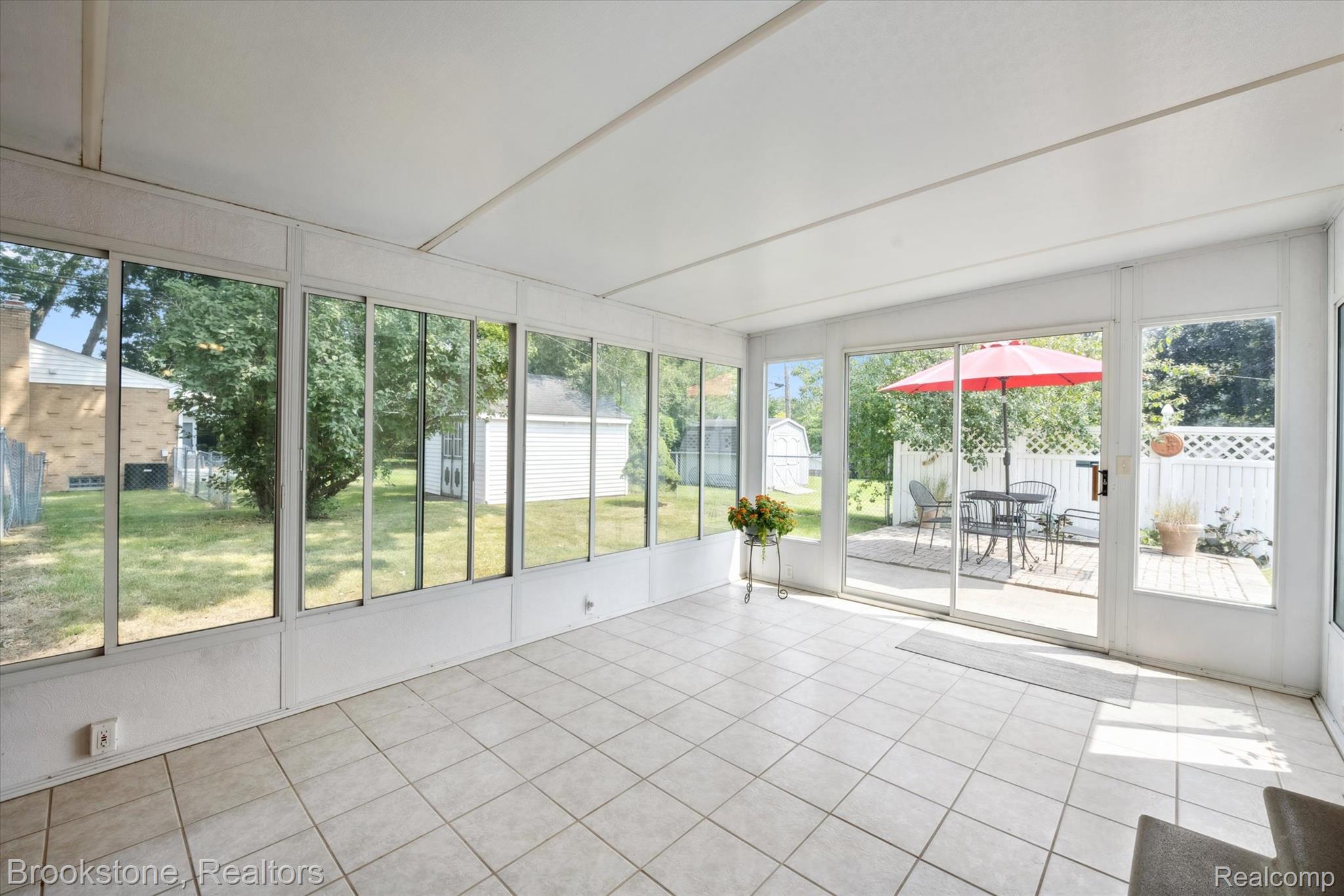 6040 Cramlane Drive