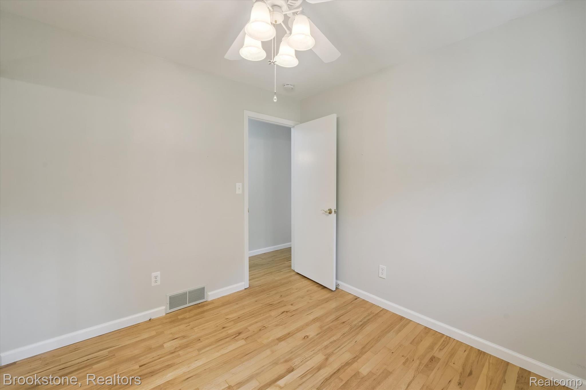 6040 Cramlane Drive