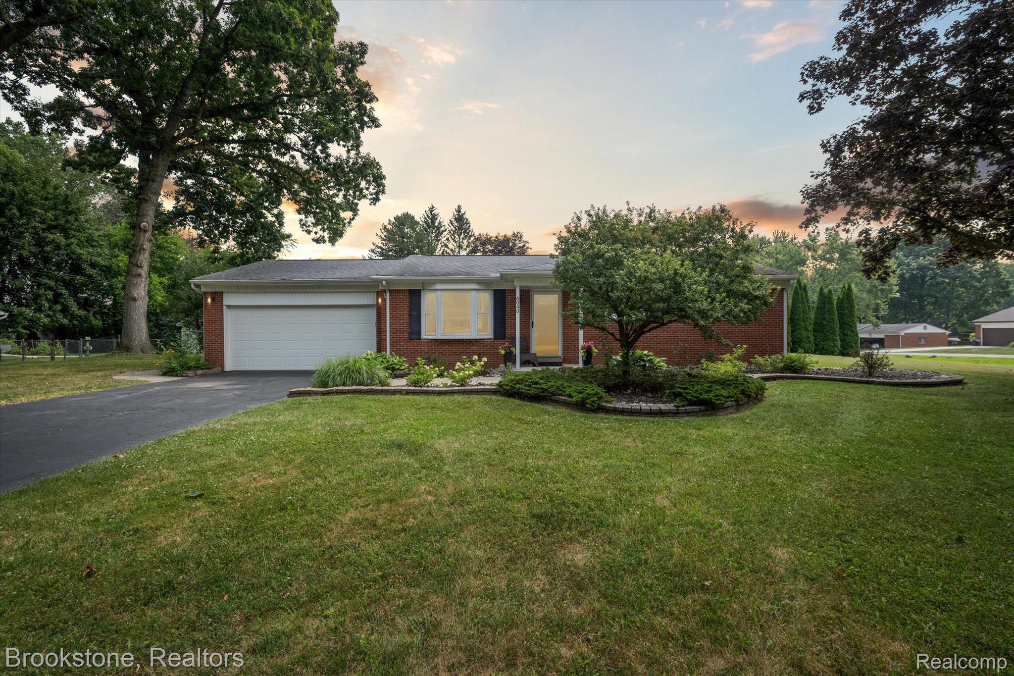 6040 Cramlane Drive