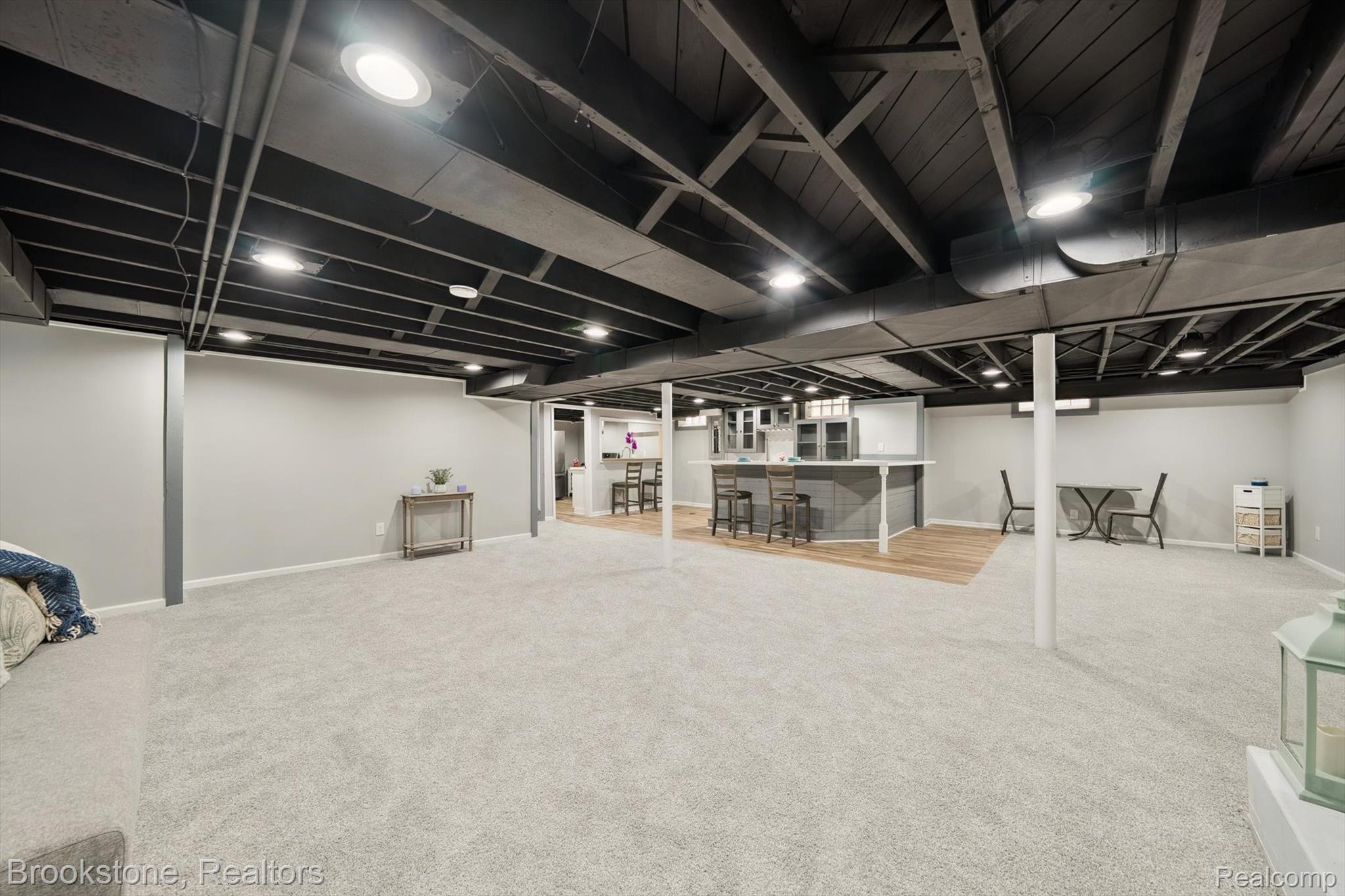 2211 Parkside Street