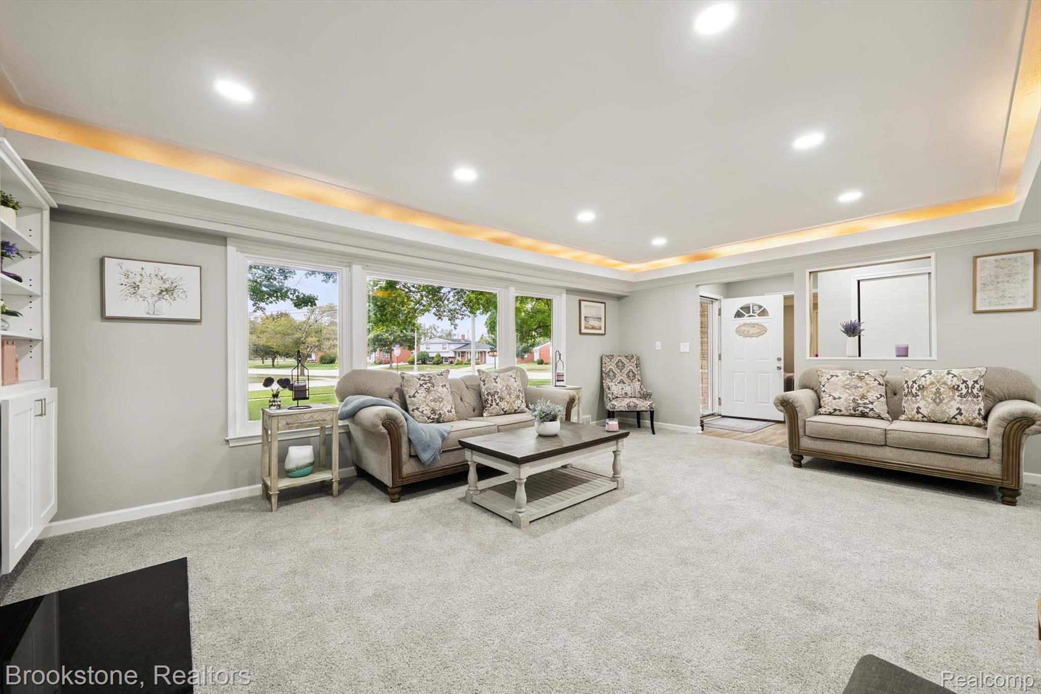2211 Parkside Street