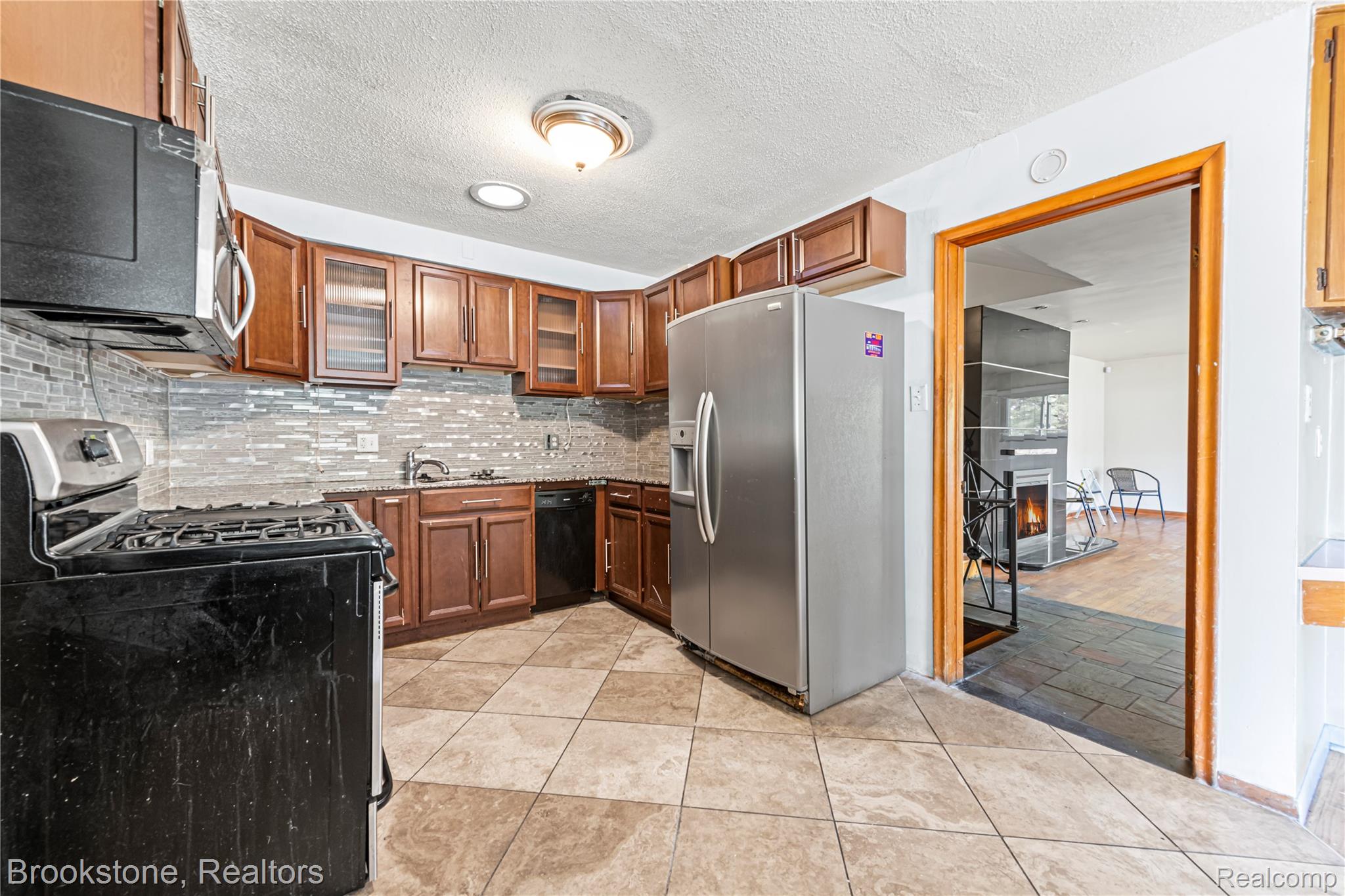 23519 Meadow Park