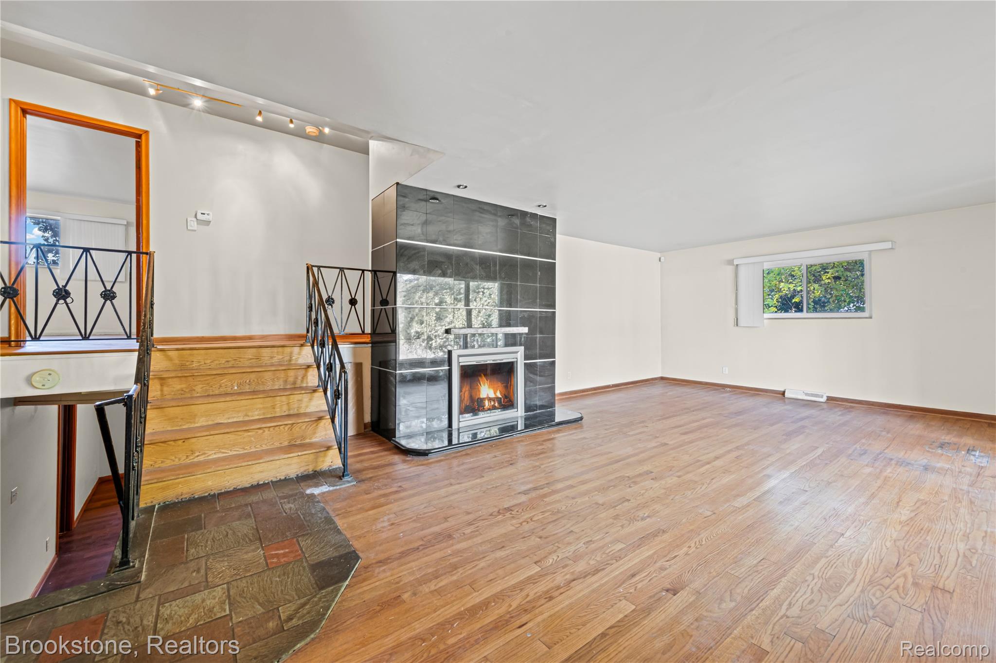 23519 Meadow Park