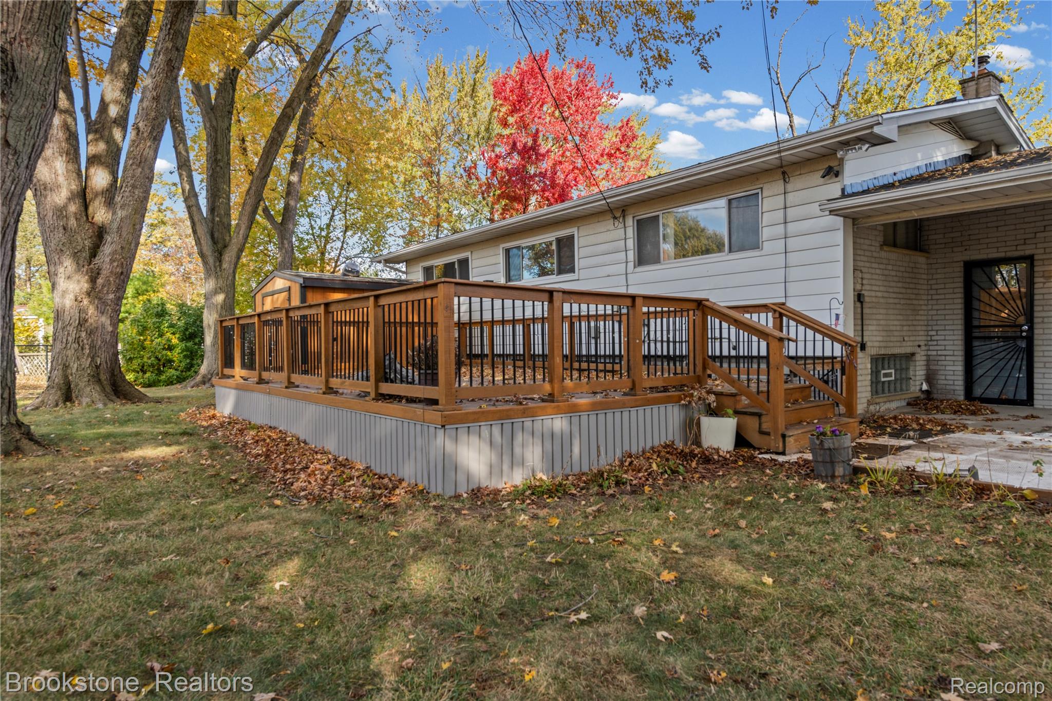 23519 Meadow Park