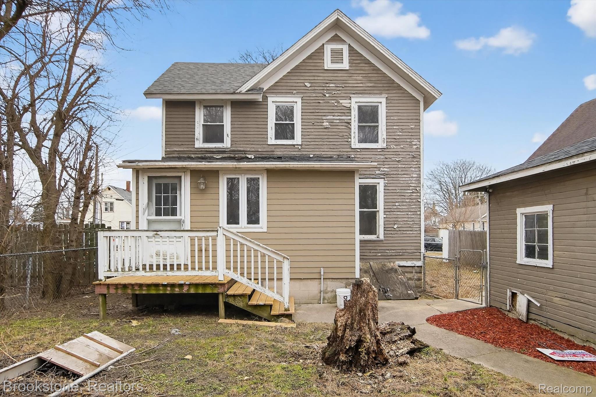 812 Bacon Street