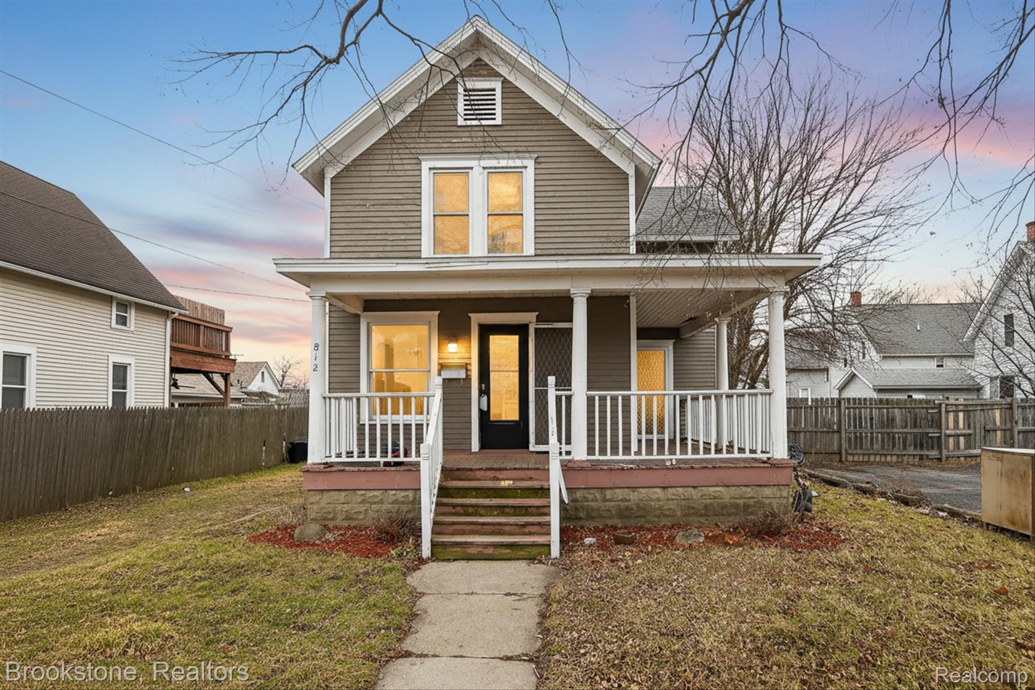 812 Bacon Street