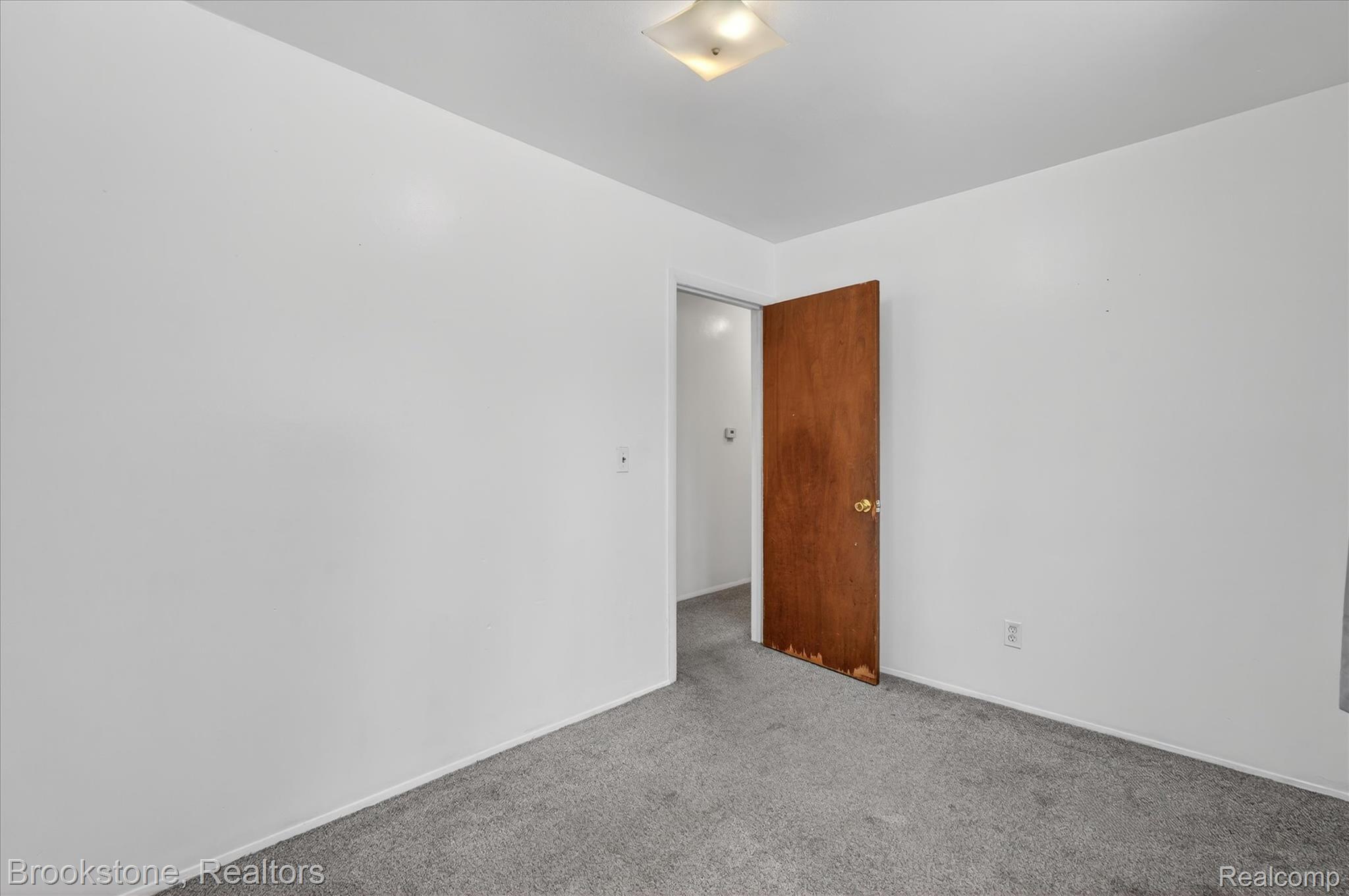1034 E Alma Avenue