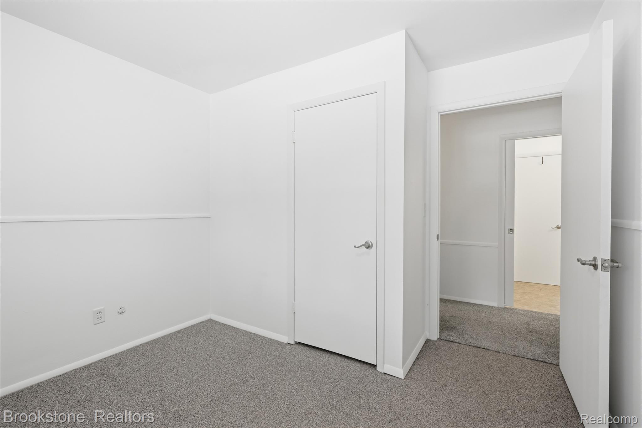12 Iota Place