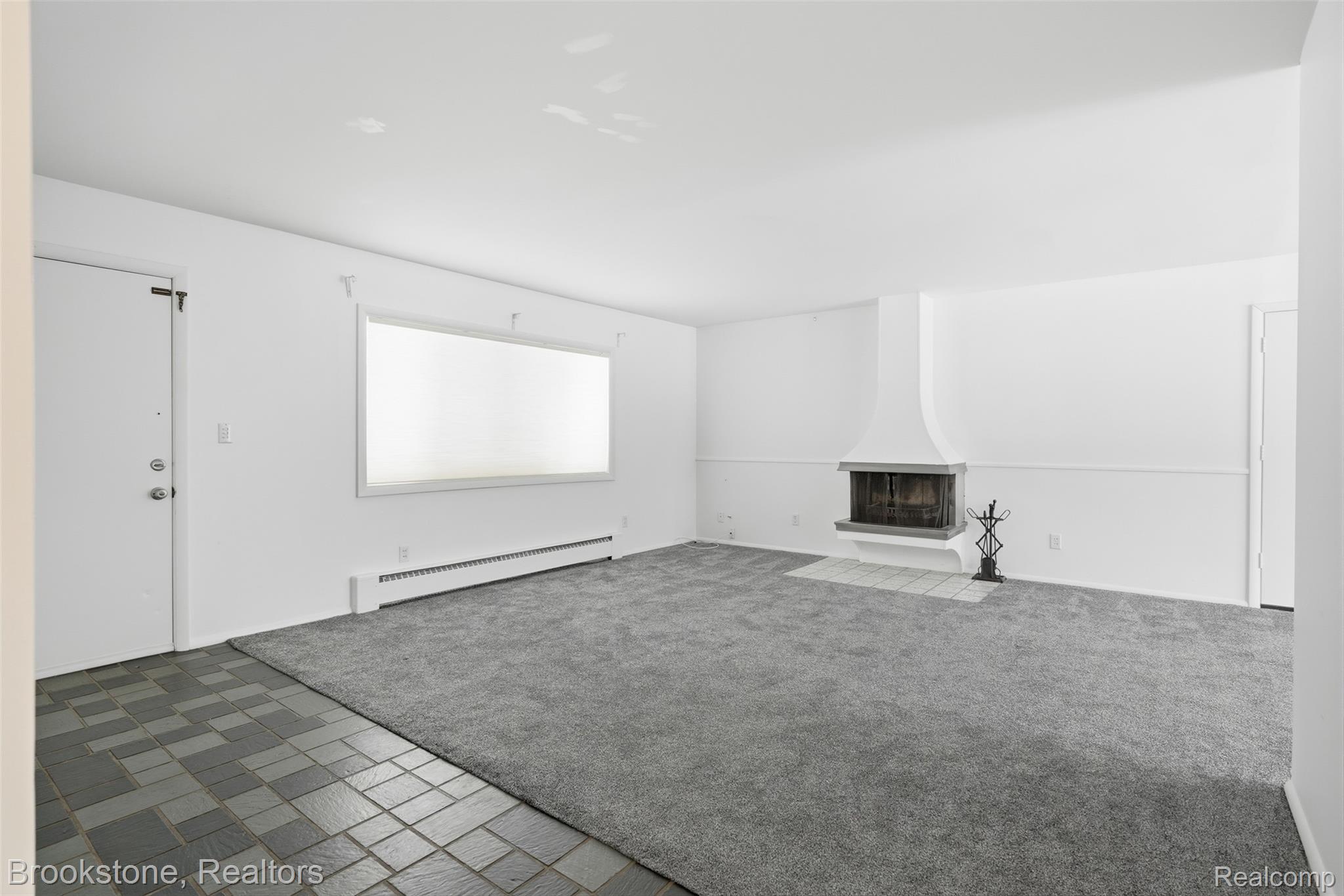 12 Iota Place