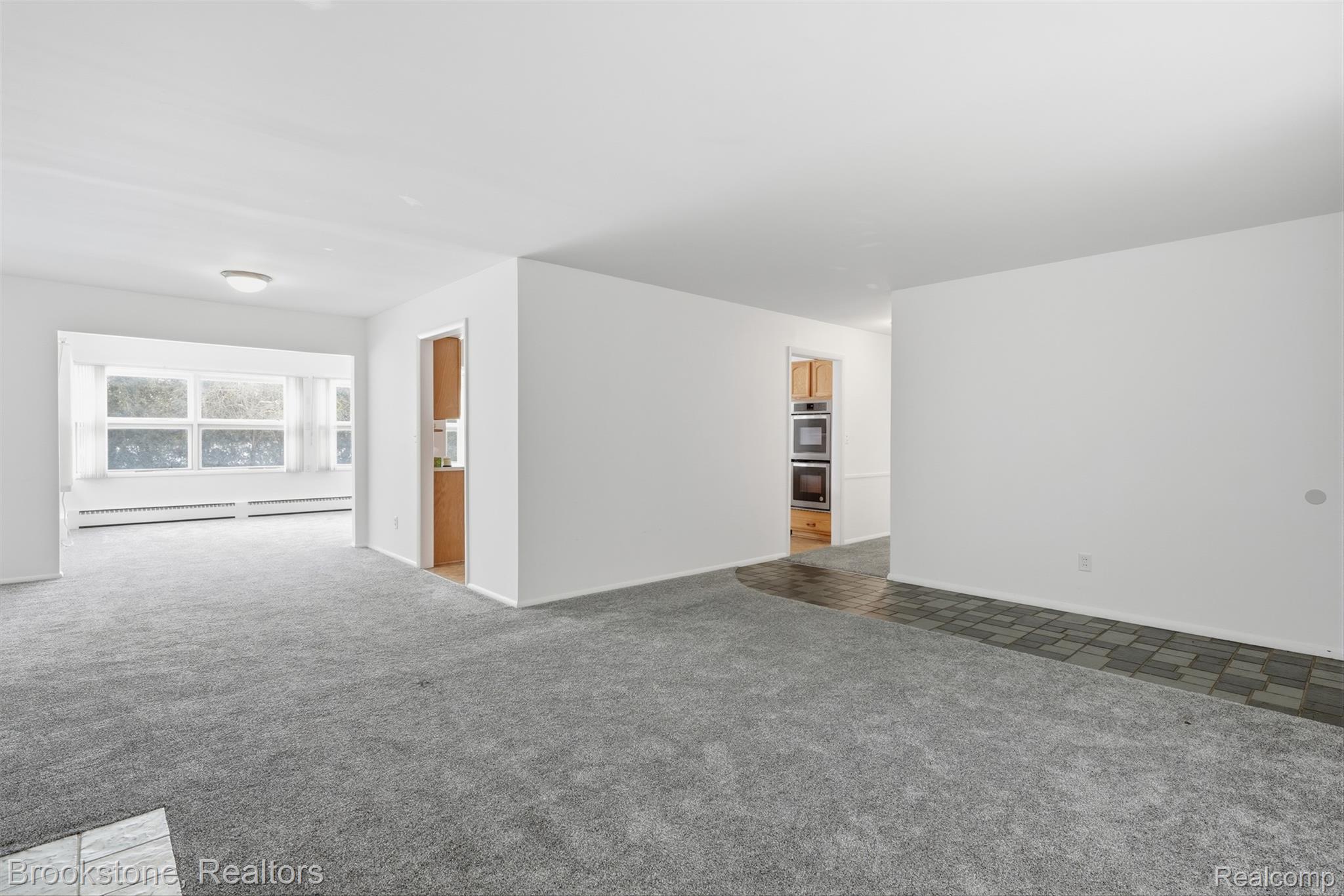 12 Iota Place