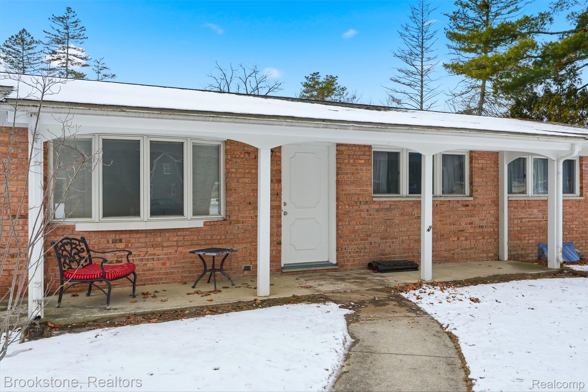 12 Iota Place