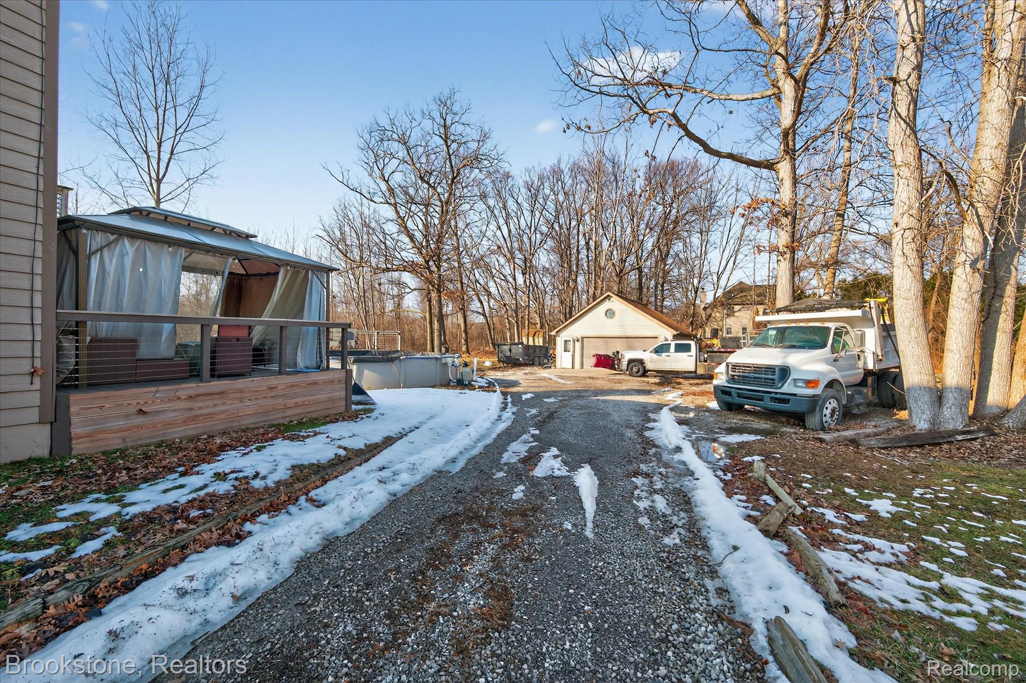 1980 Oakville Waltz Road